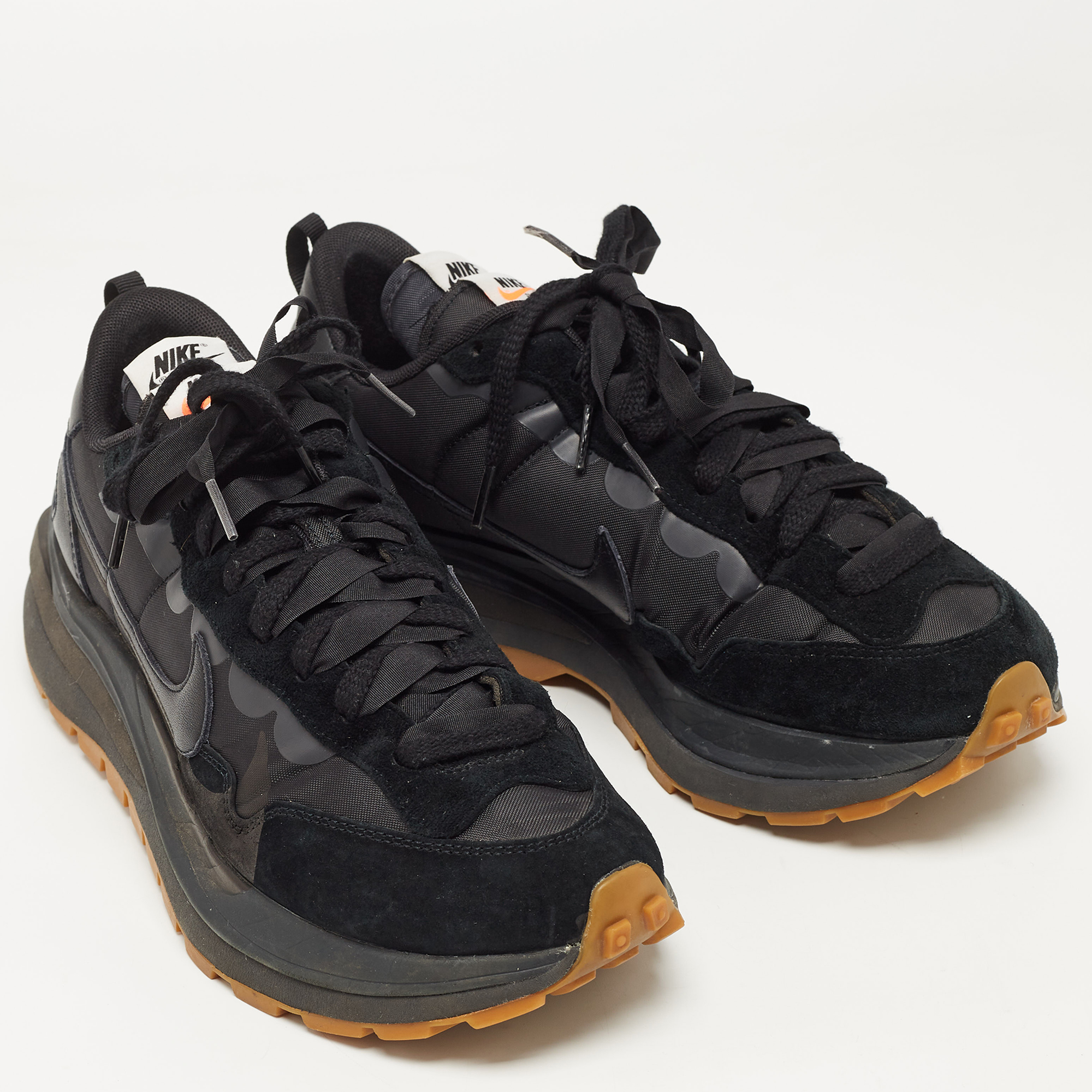 SACAI X Nike Vaporwaffle Black Nylon And Suede Gum Athletic Sneakers Size 43
