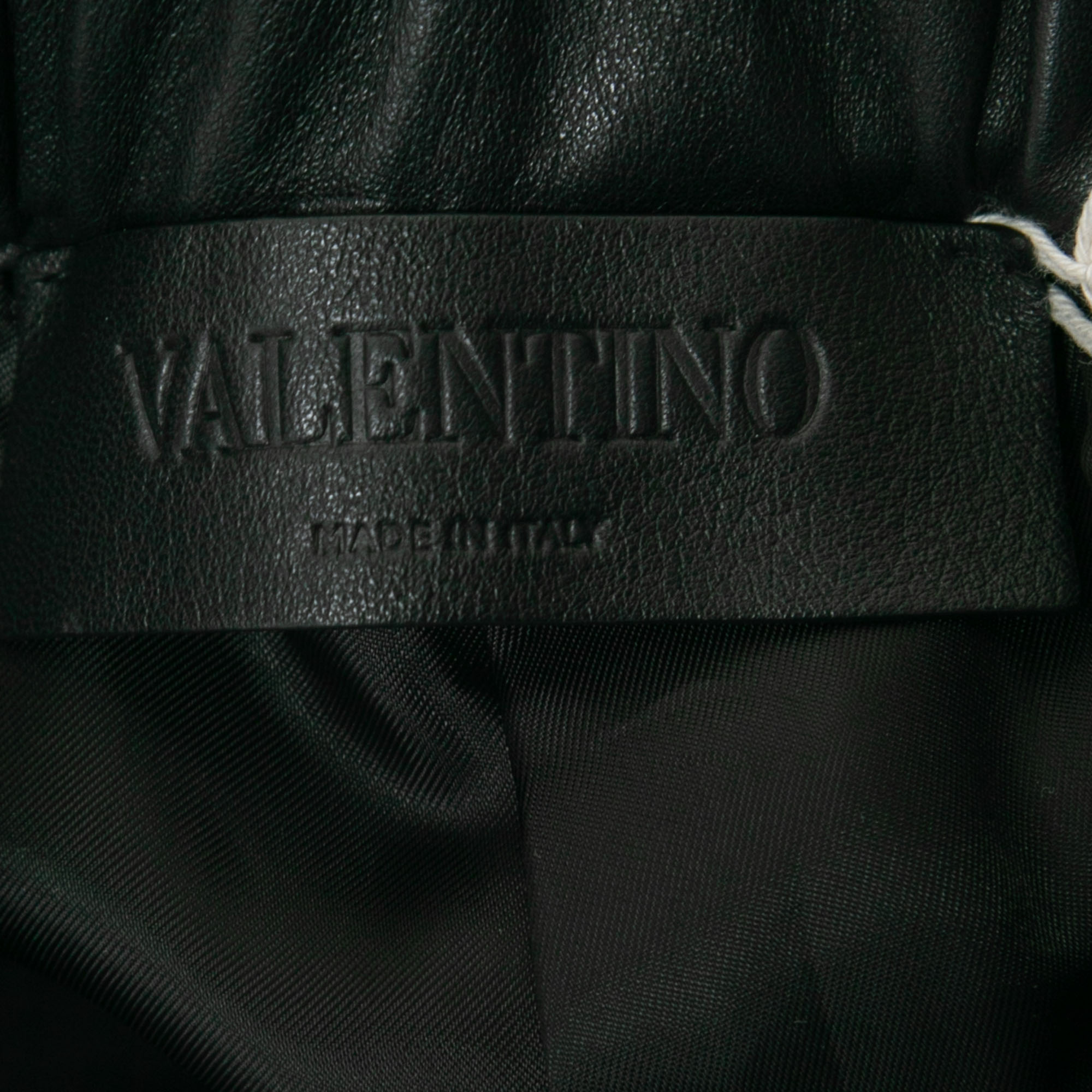 

Valentino Black Leather Patch Detail Shorts  (IT 50