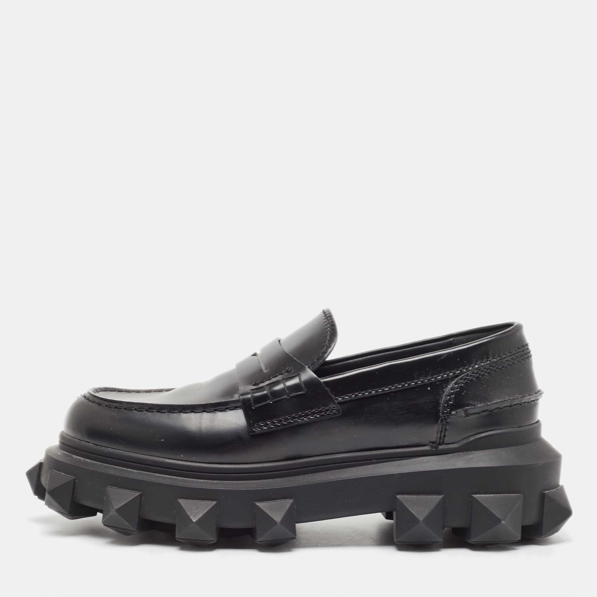 Valentino Garavani Black Leather Trackstud Loafers Size 43