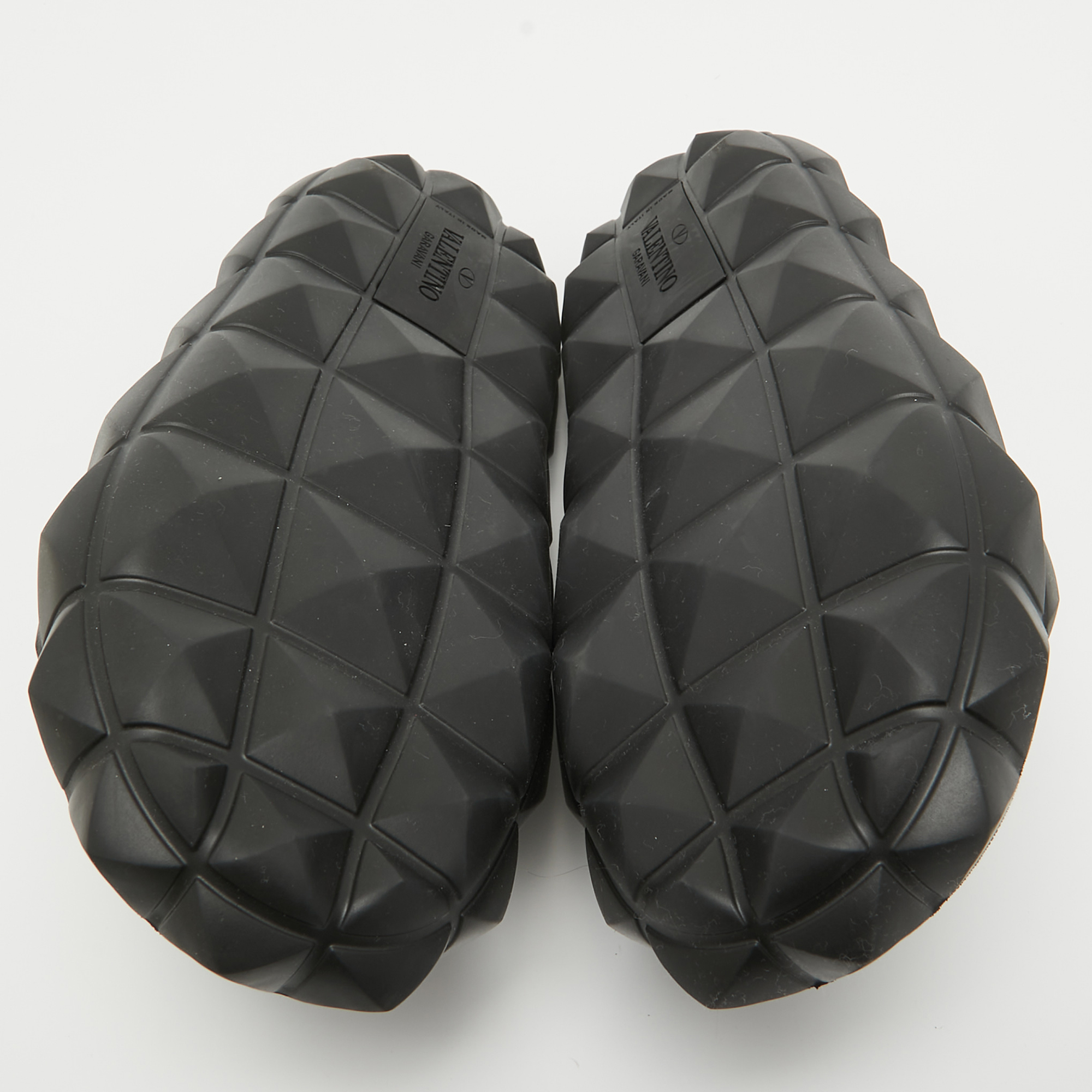 Valentino Garavani Black Rubber Slide Flats Size 41