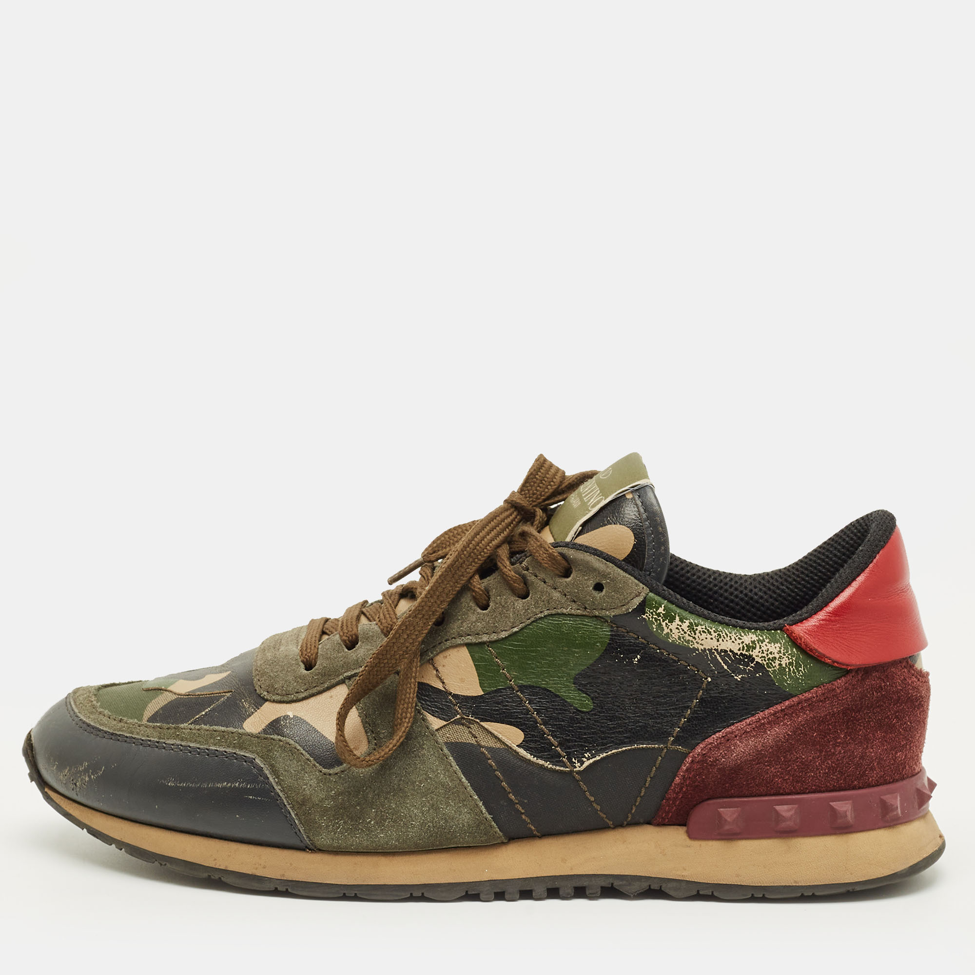 Valentino Rockrunner Size Multicolor Leather and Suede Lace Up Sneakers
Valentino Rockrunner Size Multicolor Leather and Suede Lace Up Sneakers
