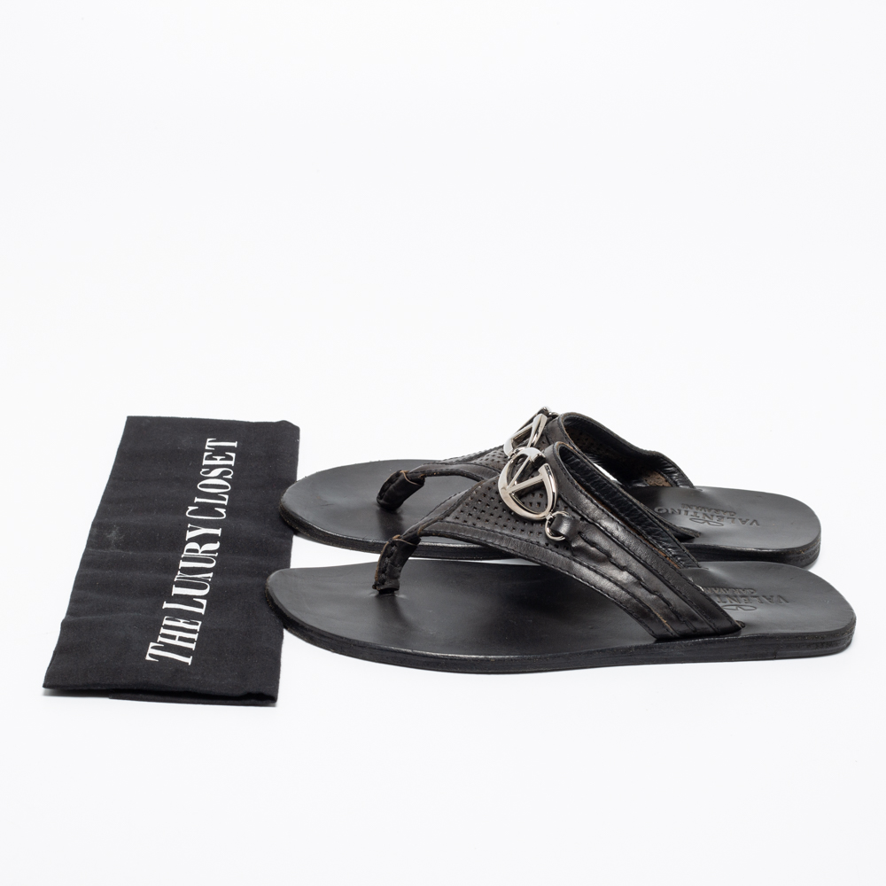 Valentino Black Leather V Logo Thong Sandals Size 40