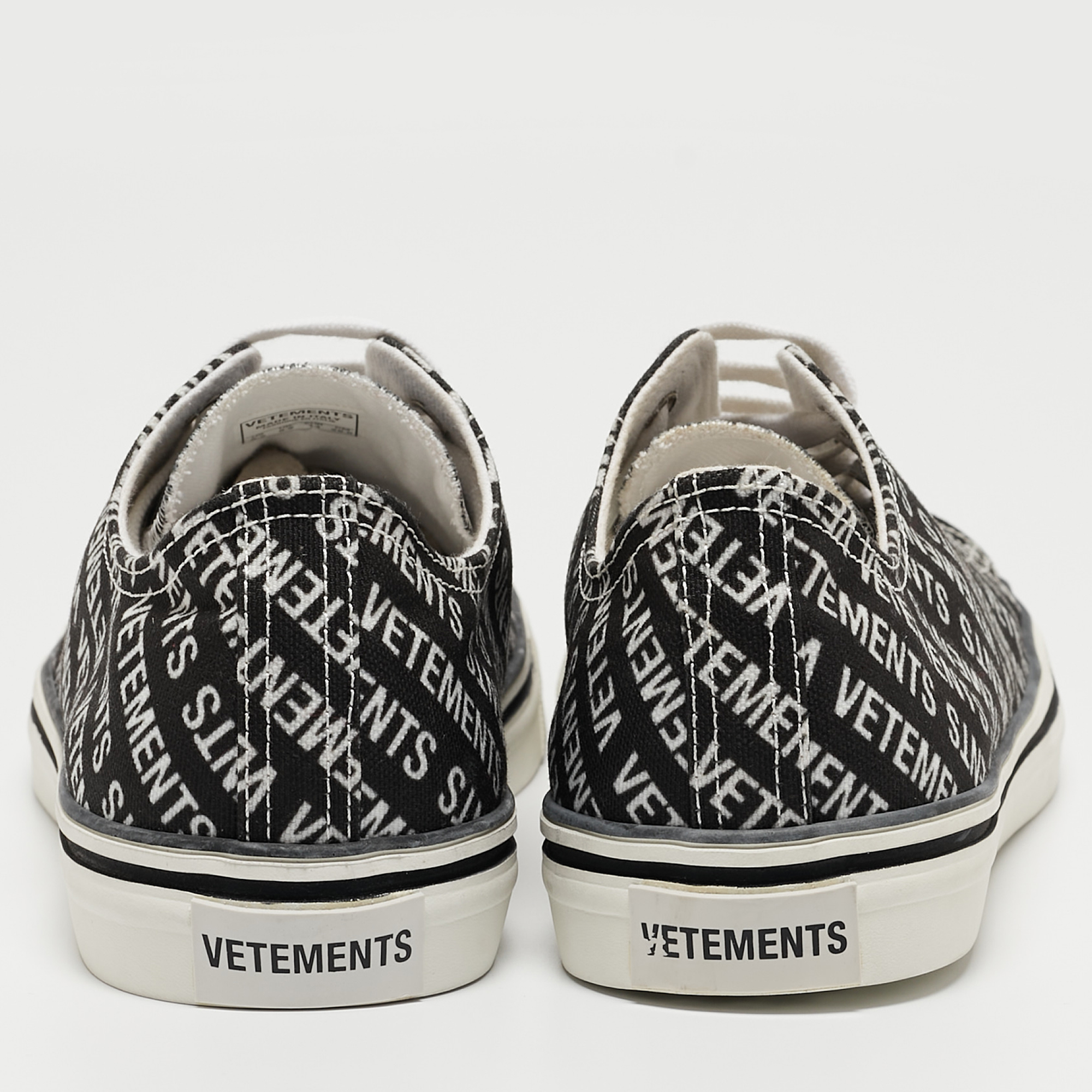 Vetements Black/White Logo Print Canvas Low Top Sneakers Size 43