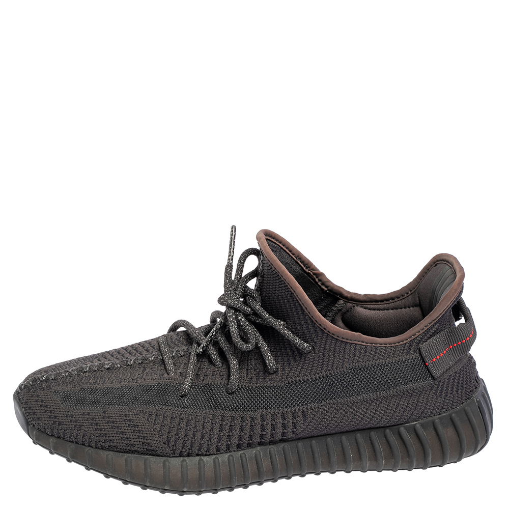 Yeezy x Adidas Black Knit Fabric 350 V2 Static Non Reflective Sneakers Size 1/3
Yeezy x Adidas Black Knit Fabric 350 V2 Static Non Reflective Sneakers Size 1/3