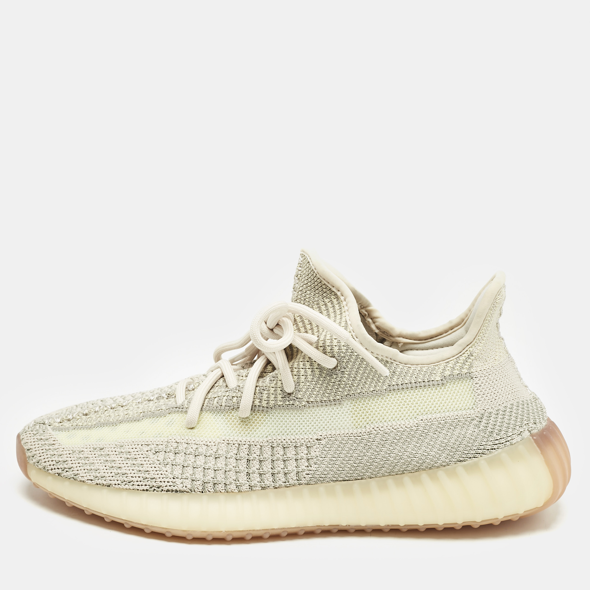Yeezy x Adidas Pale Green Knit Fabric Boost 350 V2 Citrin (Non-Reflective) Sneakers Size 41 1/3
Yeezy x Adidas Pale Green Knit Fabric Boost 350 V2 Citrin (Non-Reflective) Sneakers Size 41 1/3
