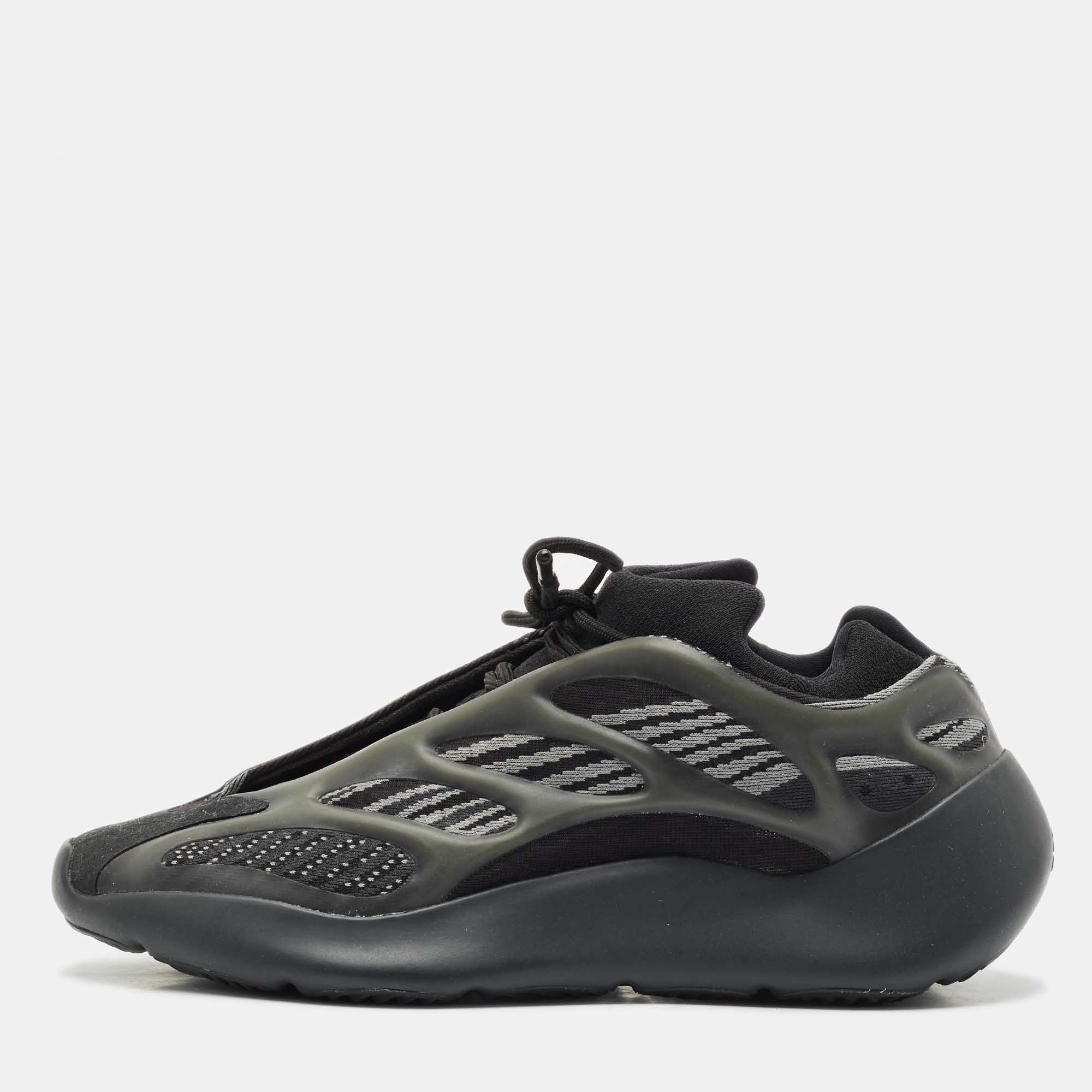Yeezy x Adidas Black Knit Fabric 700 V3 Alvah Sneakers Size 44
Yeezy x Adidas Black Knit Fabric 700 V3 Alvah Sneakers Size 44