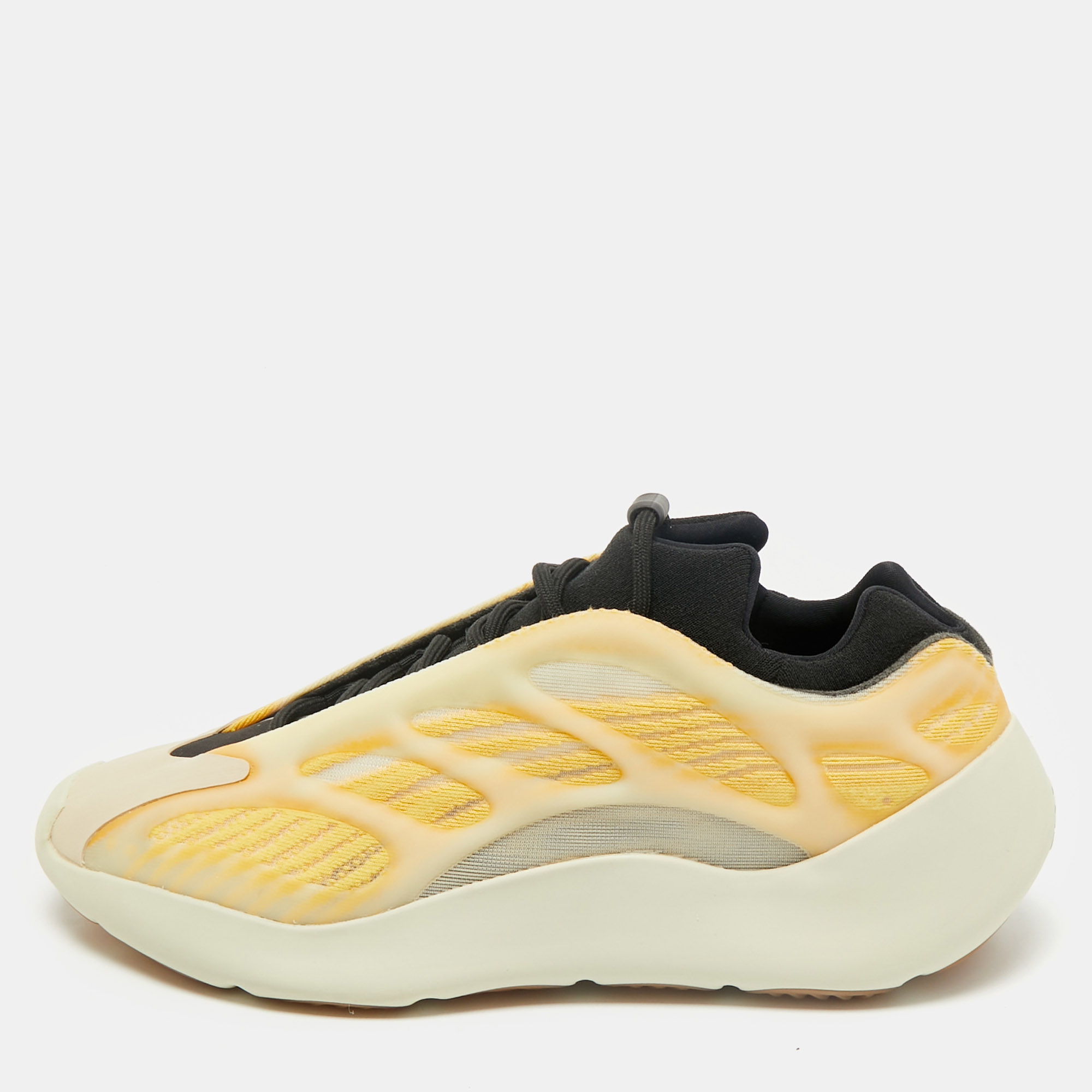 Yeezy x Adidas Tricolor Mesh and Rubber 700 V3 Mono Safflower Sneakers Size 45 1/3, Beige
Yeezy x Adidas Tricolor Mesh and Rubber 700 V3 Mono Safflower Sneakers Size 45 1/3, Beige