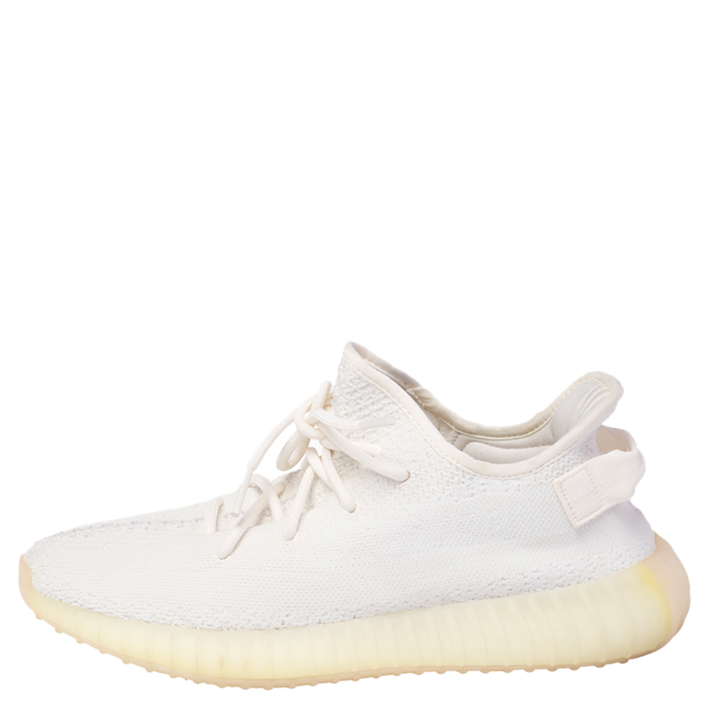 Yeezy x Adidas White Knit Fabric Boost 350 V2 Cream/Triple White Sneakers Size
Yeezy x Adidas White Knit Fabric Boost 350 V2 Cream/Triple White Sneakers Size