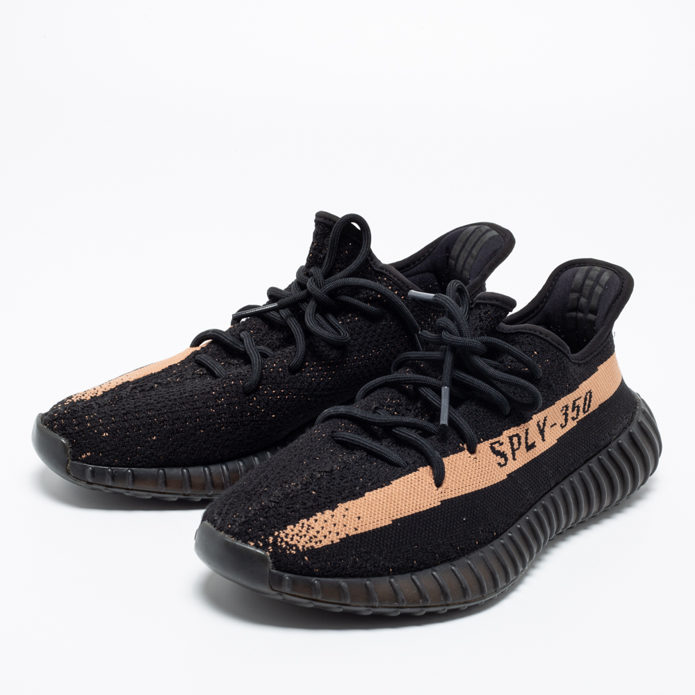 adidas x Yeezy Black Knit Fabric Boost 350 V2 Core Copper Sneakers Size 44 2/3
adidas x Yeezy Black Knit Fabric Boost 350 V2 Core Copper Sneakers Size 44 2/3