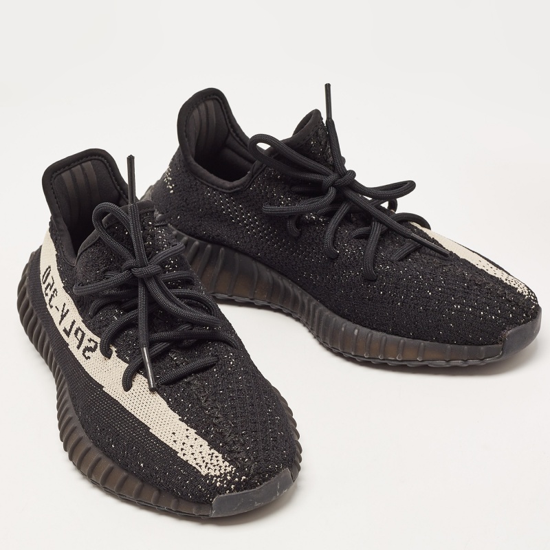 Yeezy X Adidas Black Boost Knit Fabric 350 V2 Core Black White Sneakers Size 41 1/3