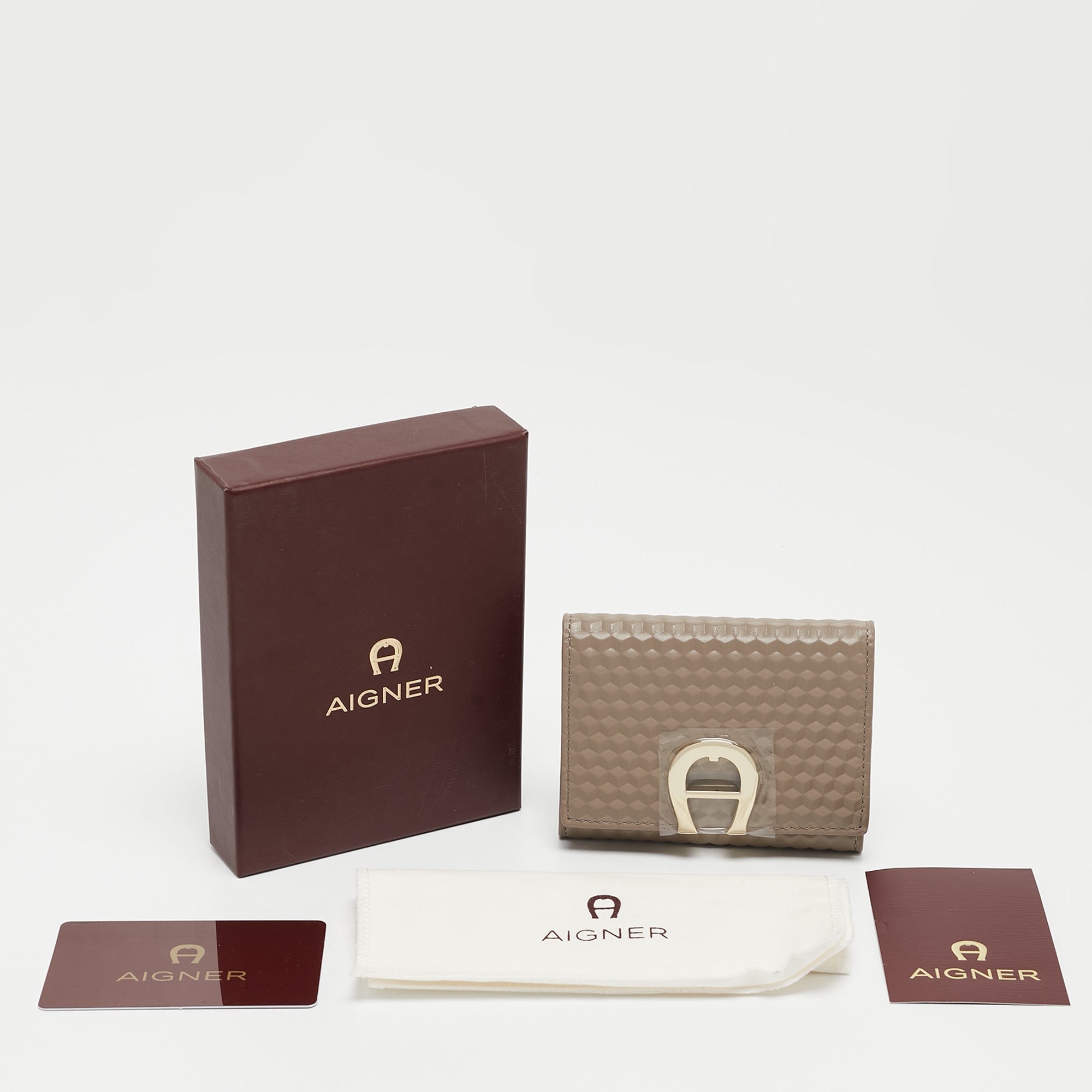 Aigner Beige Leather Pria Trifold Wallet