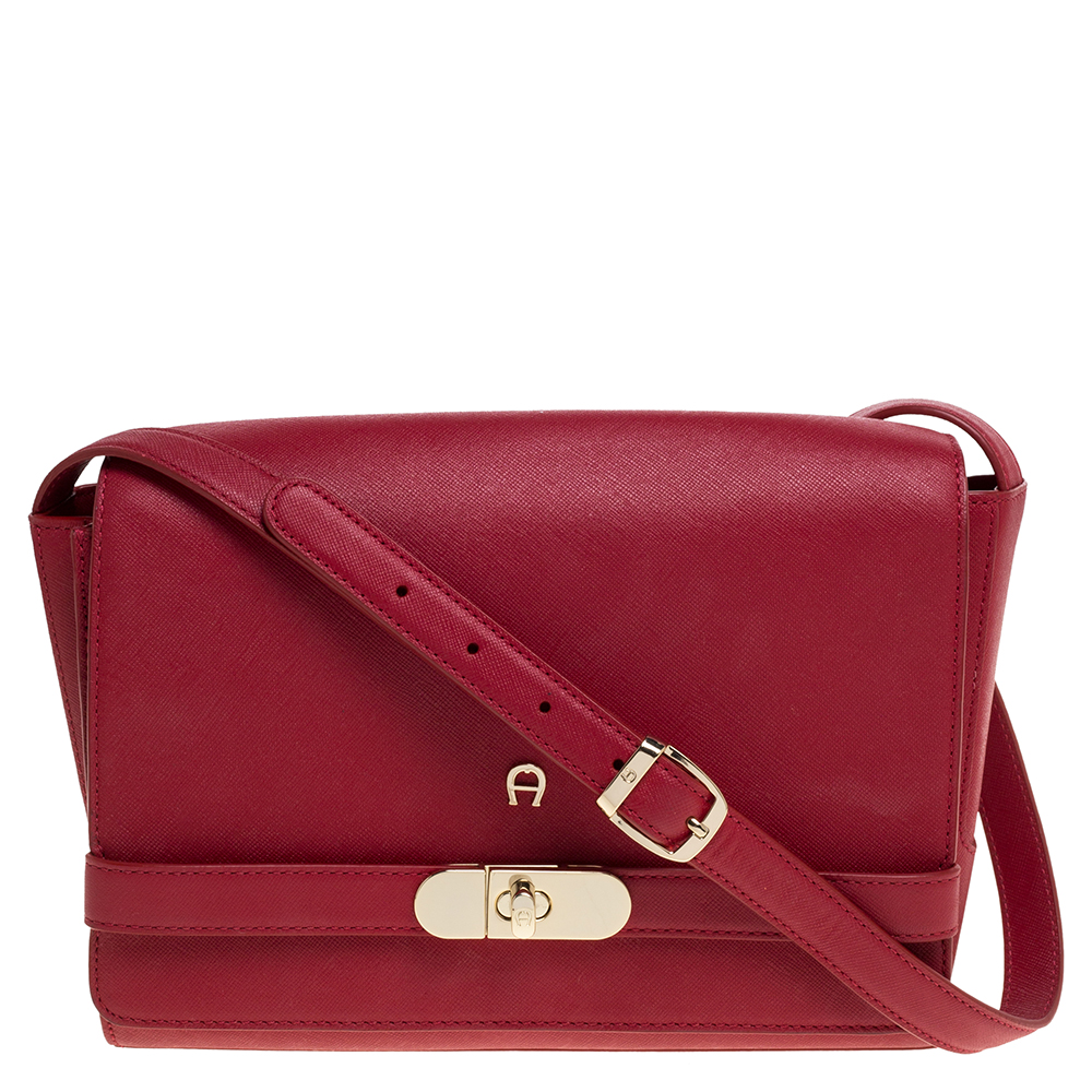 Image of Aigner Red Leather Shoulder Bag