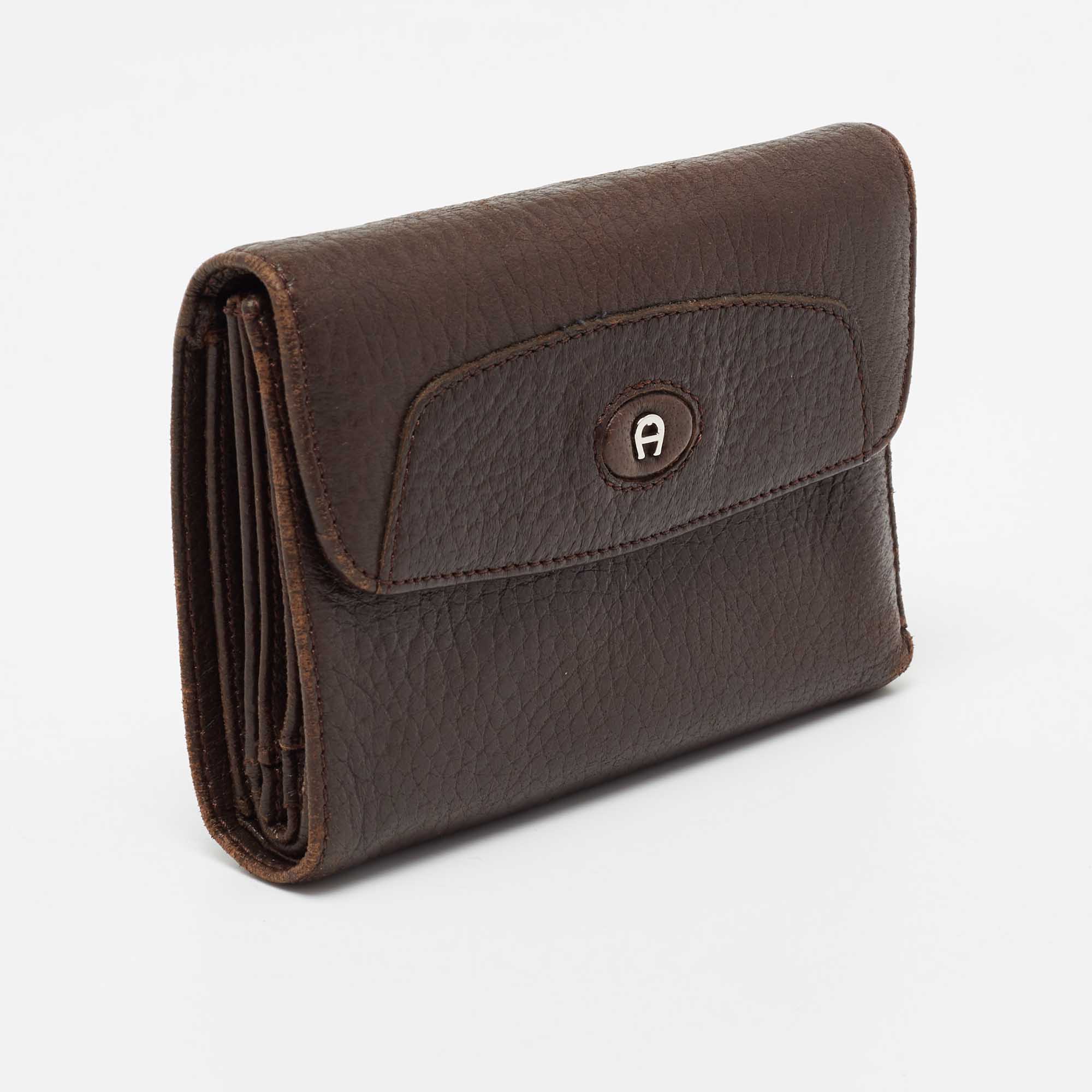 Aigner Brown Leather Logo Flap Trifold Wallet