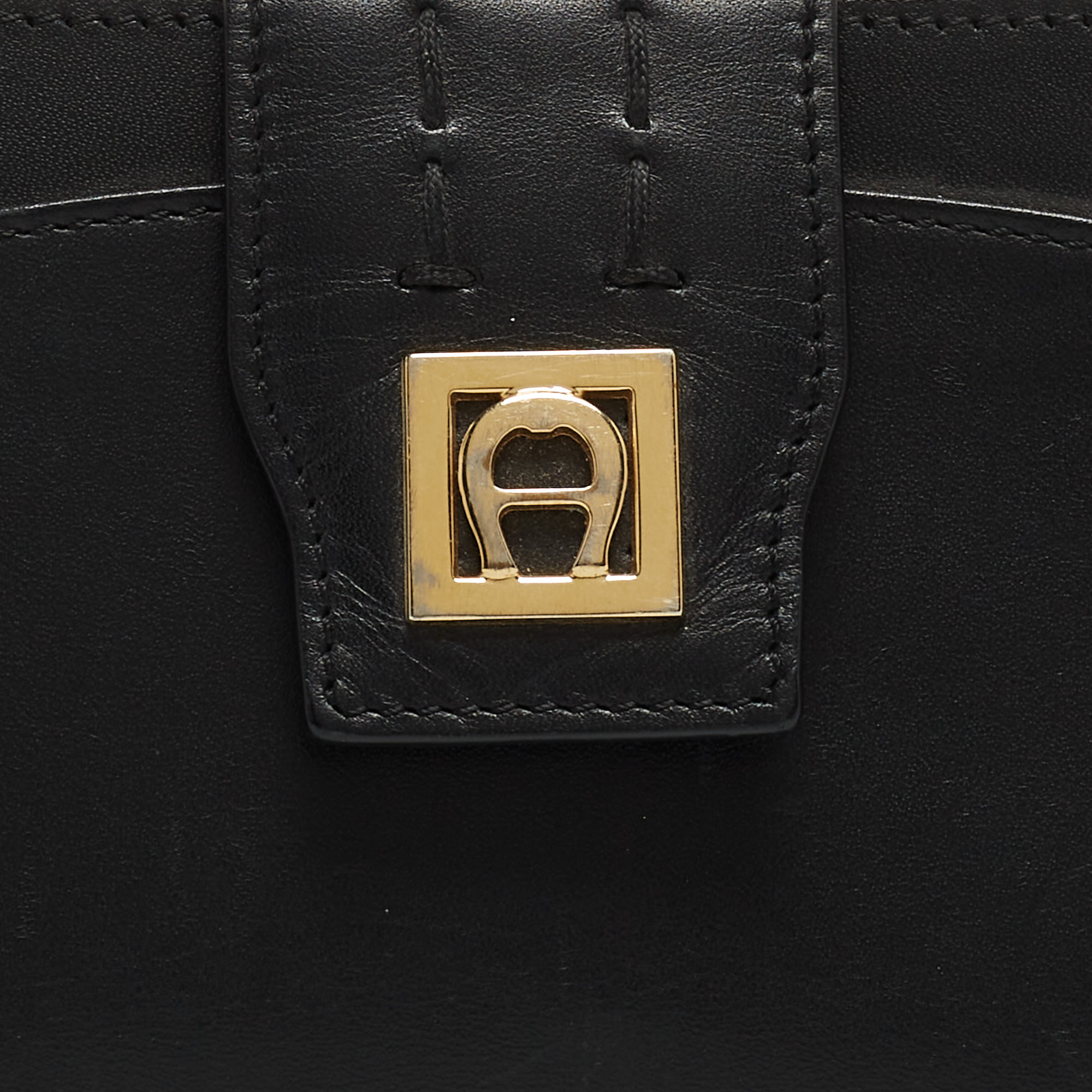 Aigner Black Leather Logo Continental Wallet