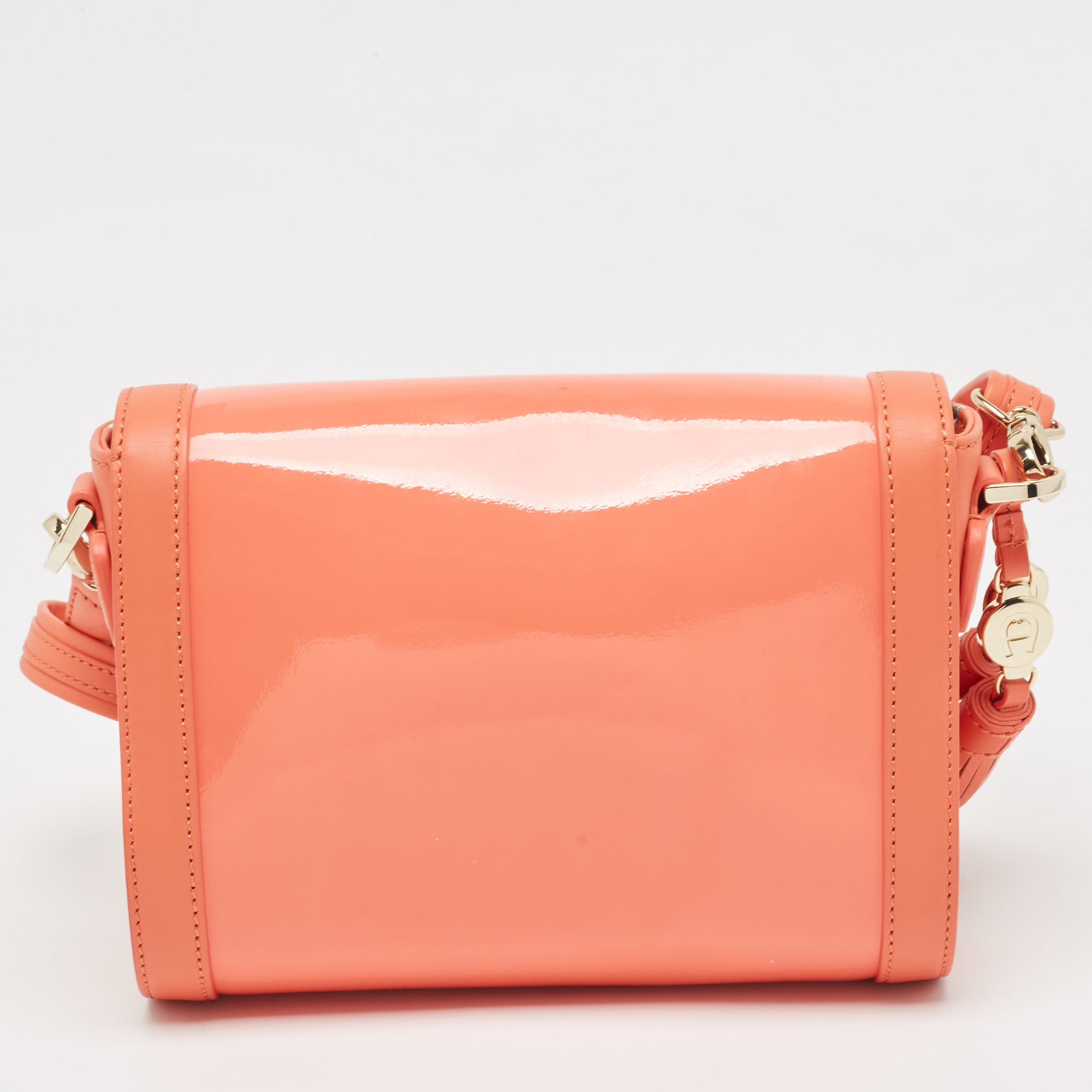 Aigner Peach Patent And Leather Clasp Flap Shoulder Bag