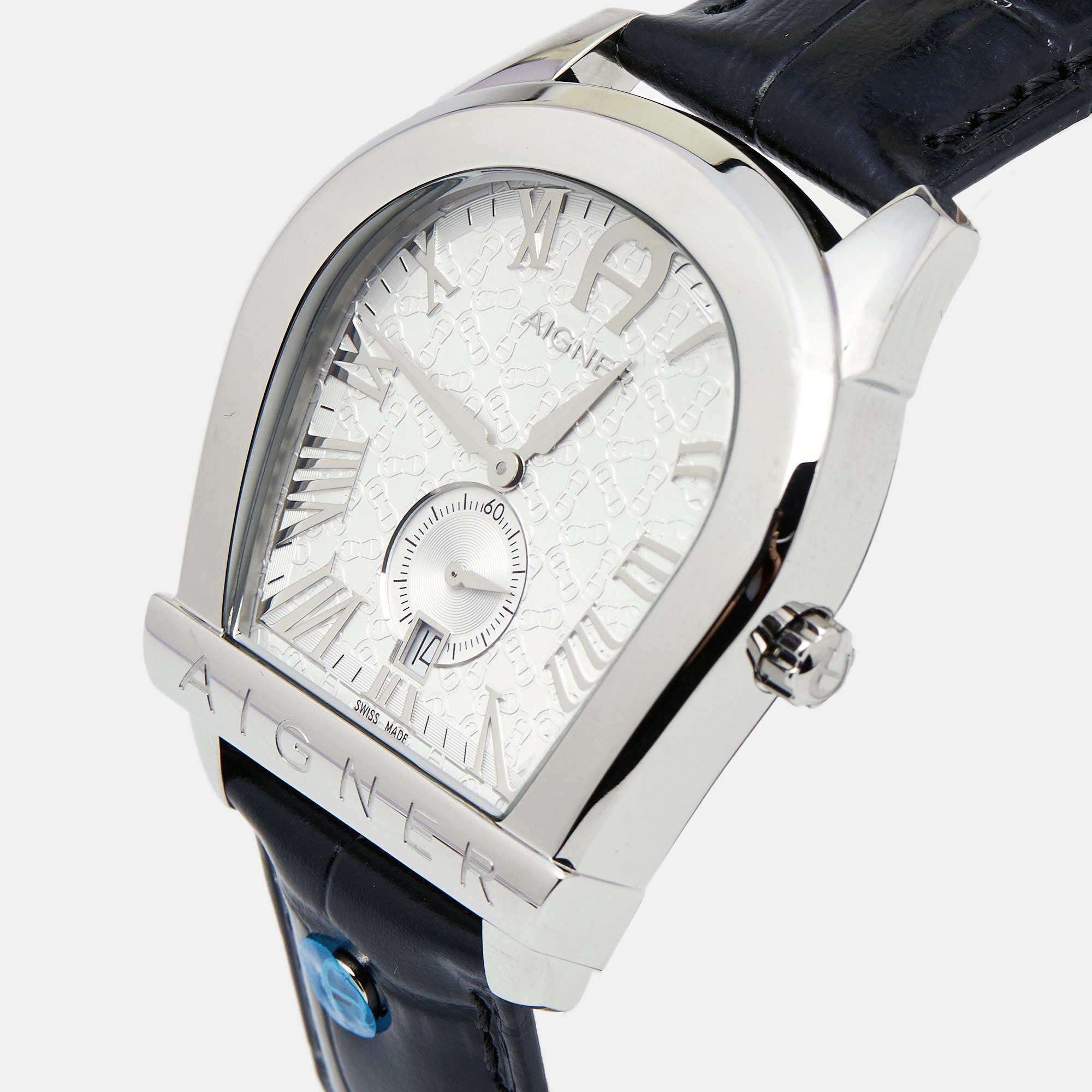 Aigner Silver Stainless Steel Leather Viterbo A10100 Men's Wristwatch, Black
Aigner Silver Stainless Steel Leather Viterbo A10100 Men's Wristwatch, Black