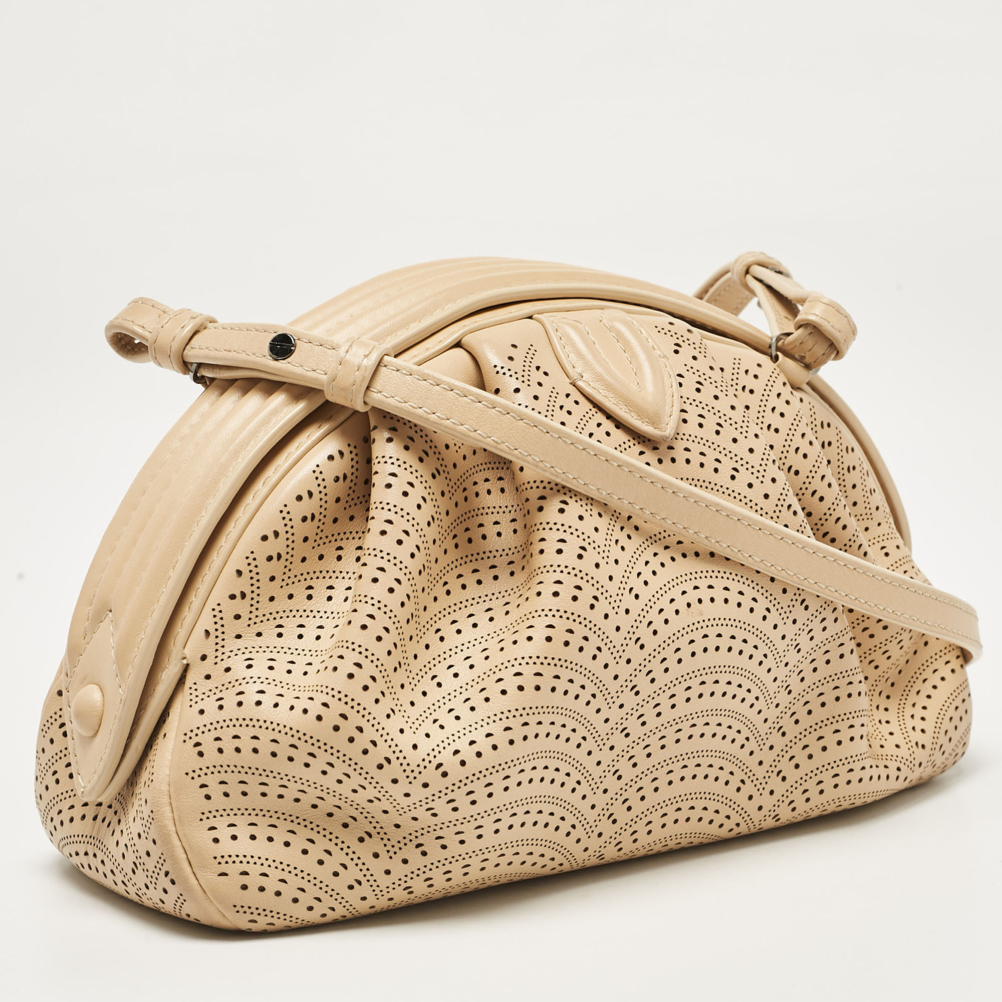 Alaia Beige Lasercut Leather Samia Crossbody Bag