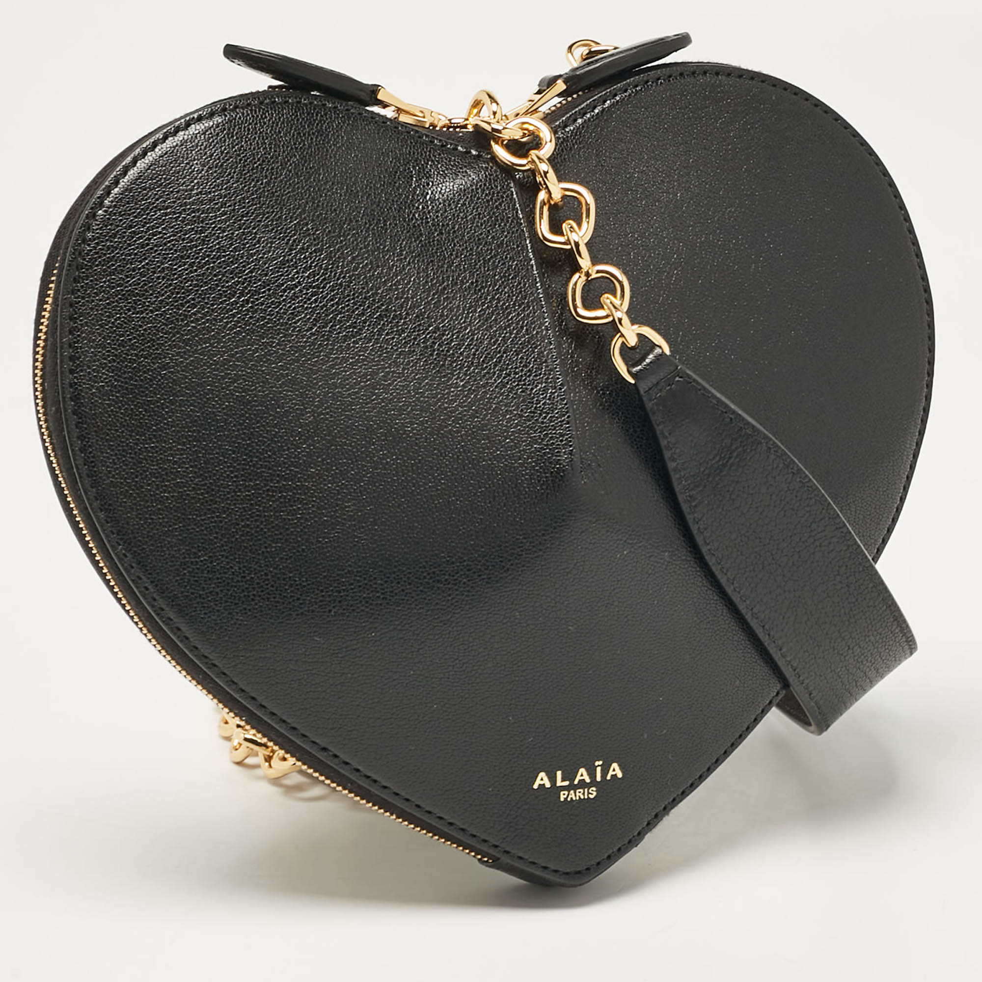 Alaia Black Leather Le Coeur Shoulder Bag