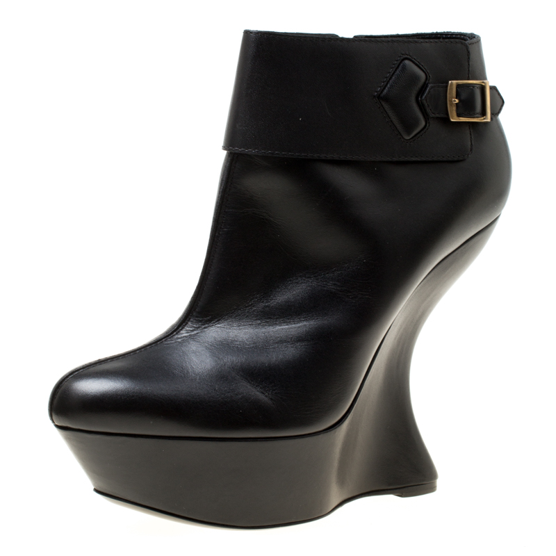 Image of Alexander McQueen Black Leather Curve Wedge Platform Ankle Boots Size