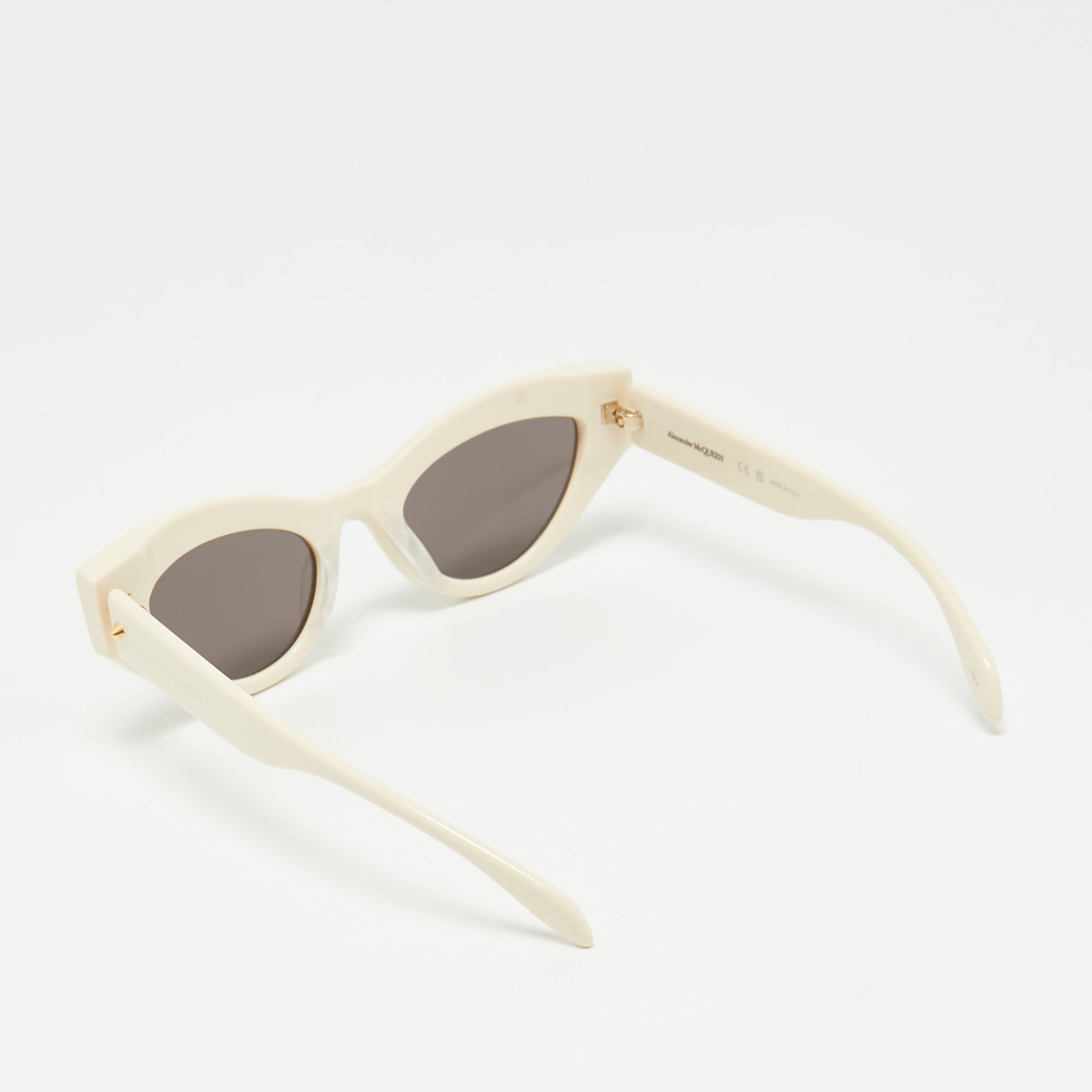 Alexander McQueen Cream/Black Spike Stud Cat Eye Sunglasses