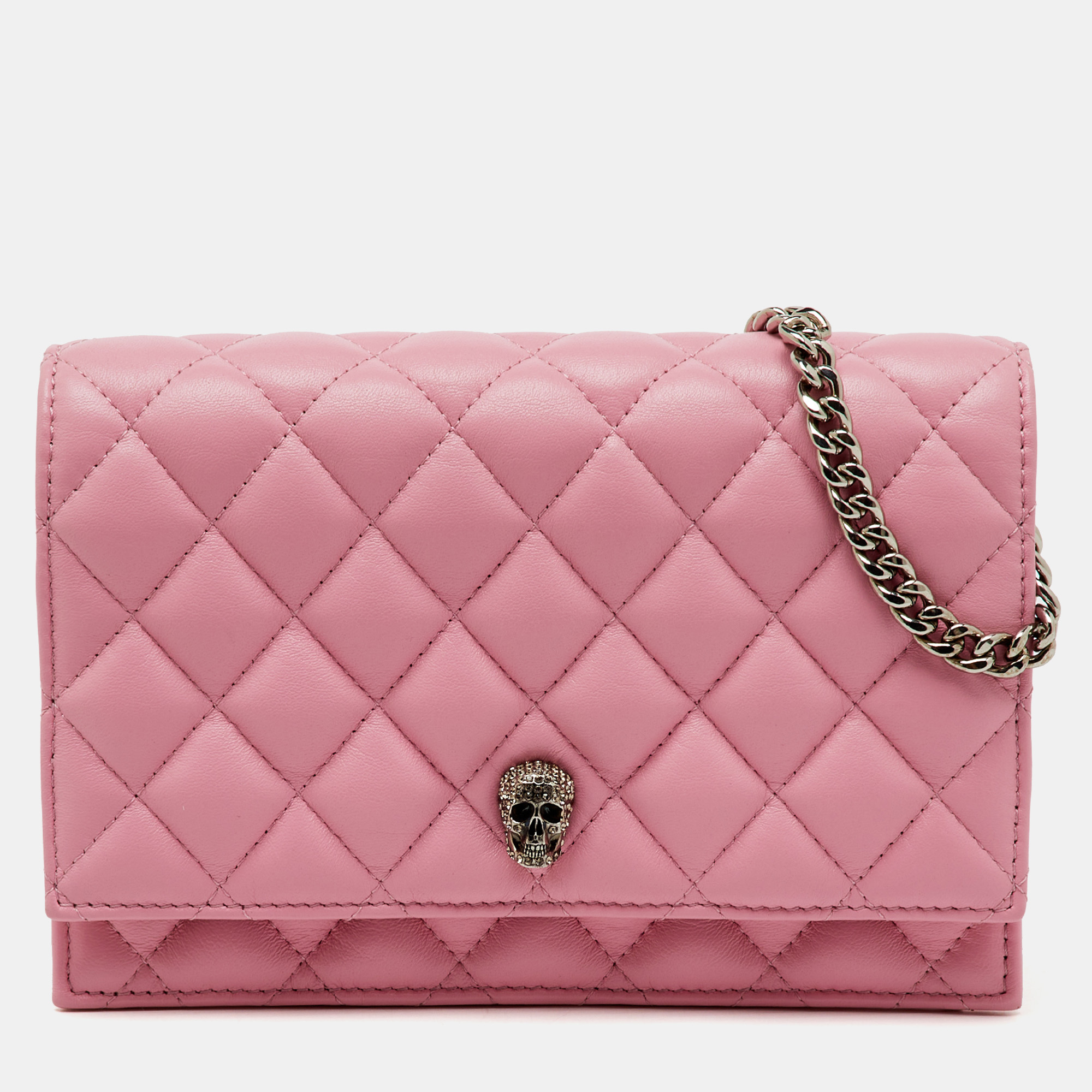 Alexander McQueen Pink Quilted Leather Skull Flap Chain Clutch
Alexander McQueen Pink Quilted Leather Skull Flap Chain Clutch