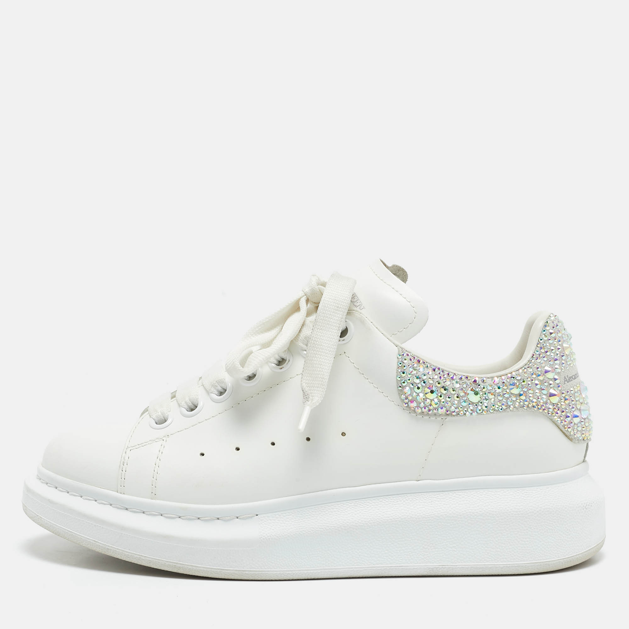 Alexander McQueen White Leather Crystal Embellished Larry Sneakers Size
Alexander McQueen White Leather Crystal Embellished Larry Sneakers Size