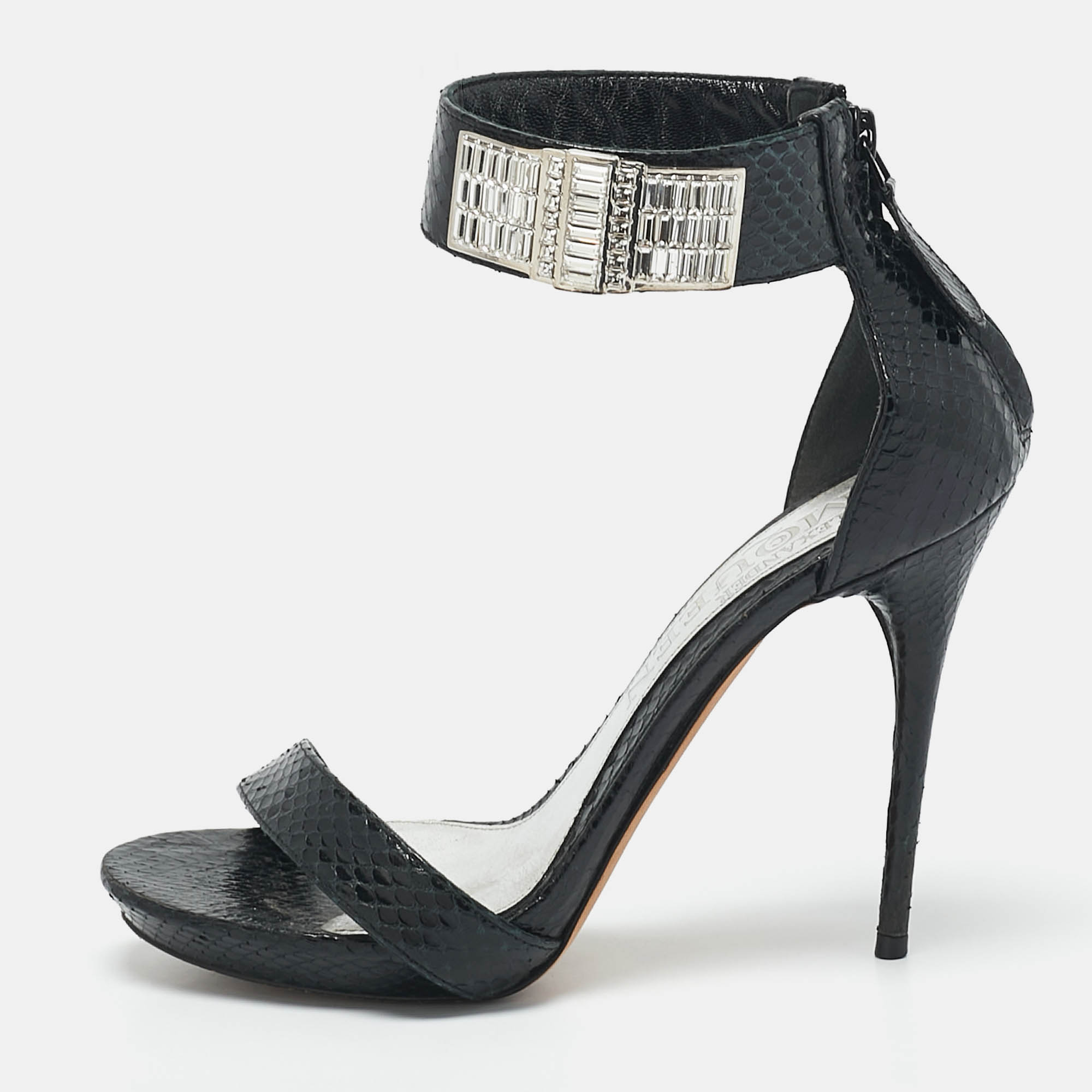 Alexander McQueen Black Snakeskin Leather Crystal Embellished Ankle Cuff Sandals Size
Alexander McQueen Black Snakeskin Leather Crystal Embellished Ankle Cuff Sandals Size