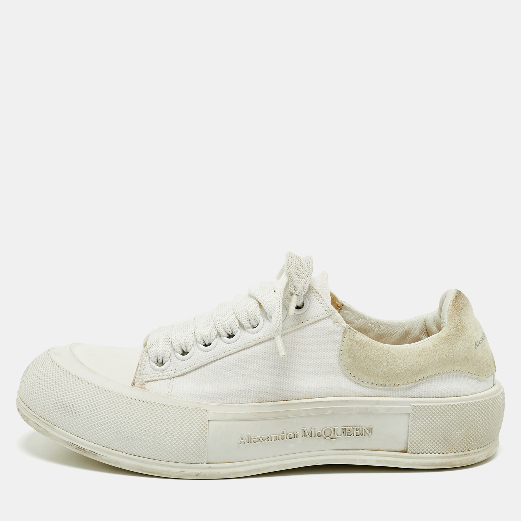 Alexander McQueen White Canvas and Rubber Tread Slick Sneakers Size
Alexander McQueen White Canvas and Rubber Tread Slick Sneakers Size