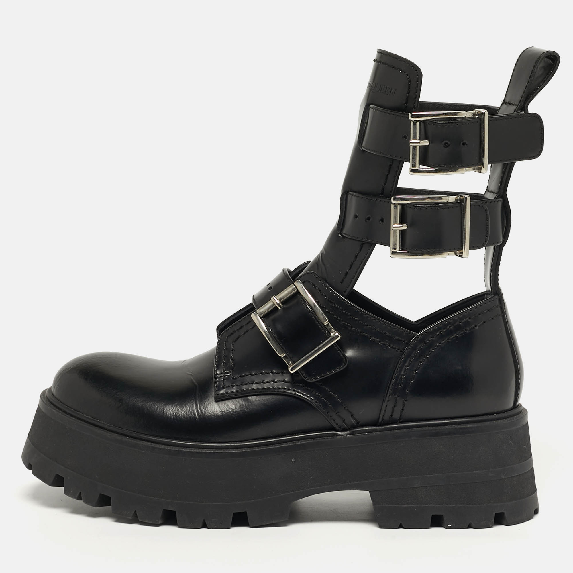 Alexander McQueen Size Black Leather Ankle Length Boots
Alexander McQueen Size Black Leather Ankle Length Boots