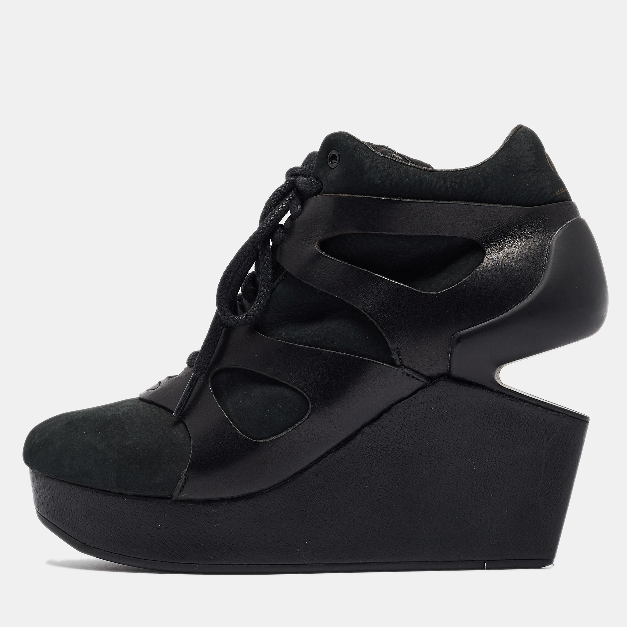 Mcq by alexander mcqueen for puma black leather and nubuck leap wedge sneakers size 40.5