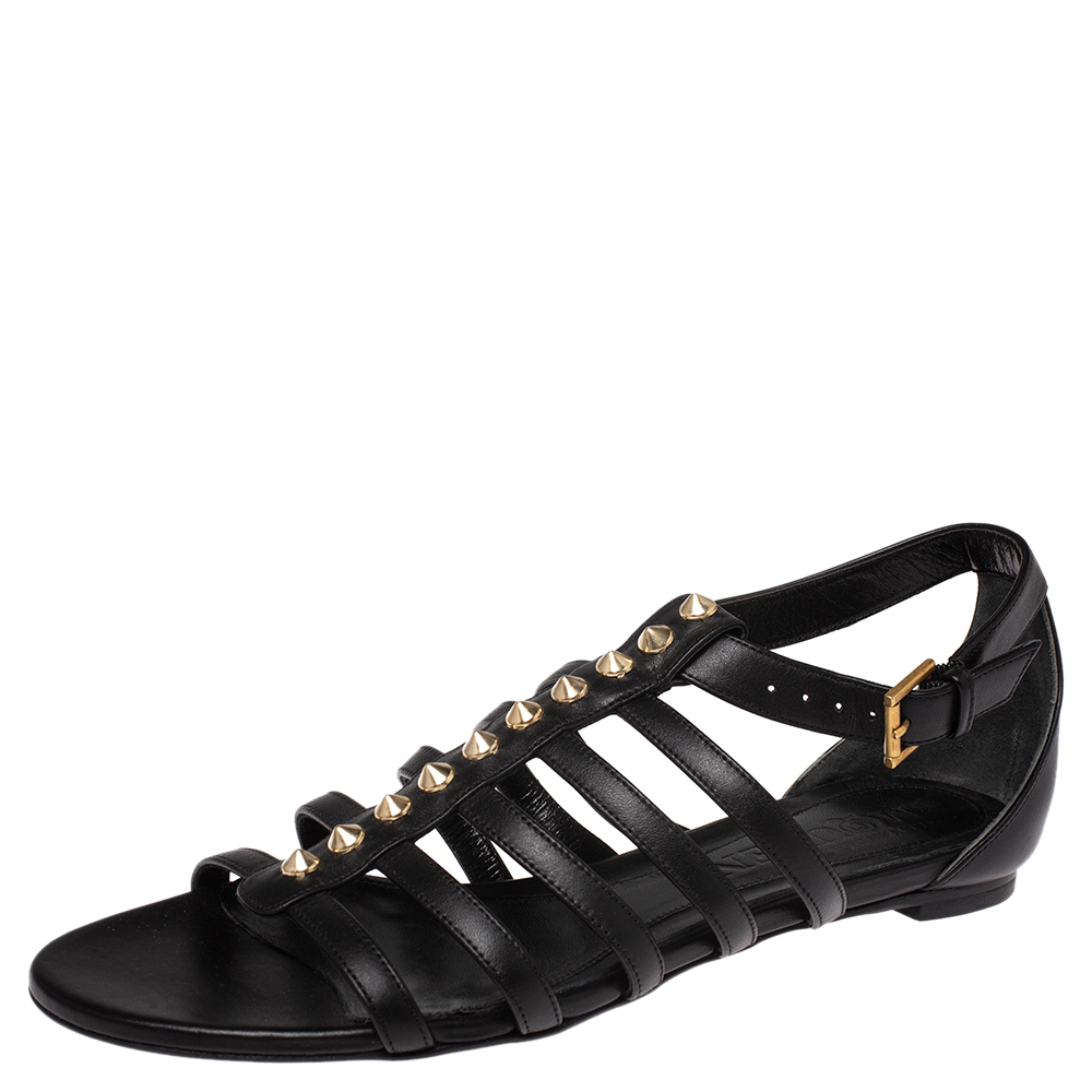 Image of Alexander McQueen Black Leather Spike Detail Flat Gladiator Sandals Size