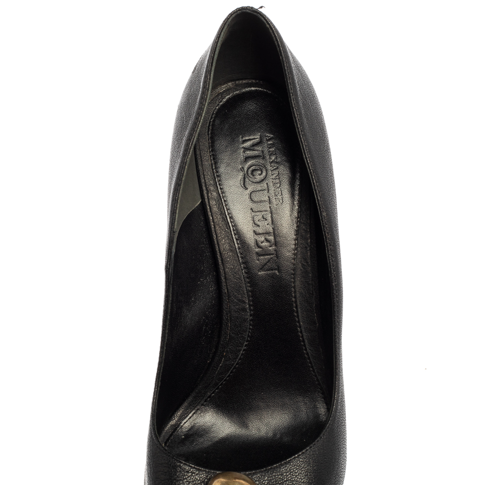 Alexander McQueen Black Leather Peep Toe Skull Pumps Size 39.5