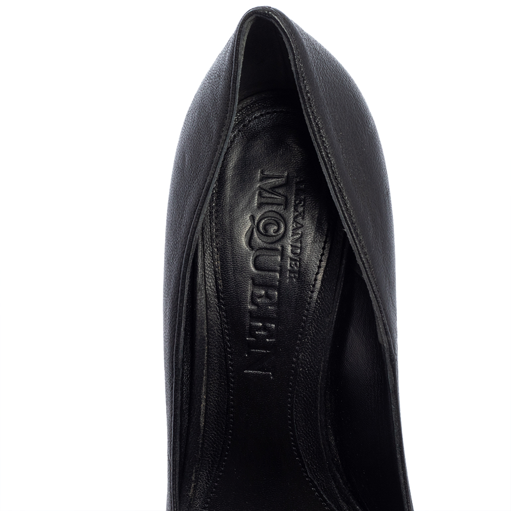 Alexander McQueen Black Leather Skull Embellished Peep Toe Pumps Size 37