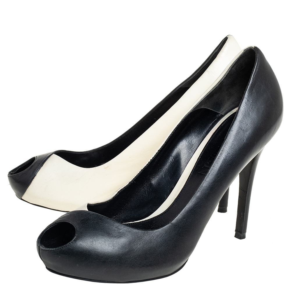 Alexander McQueen Black/White  Leather Peep Toe  Pumps Size 38.5