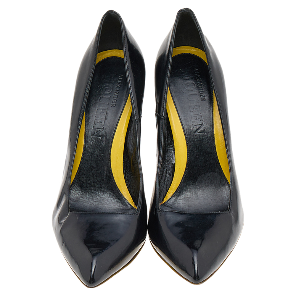 Alexander McQueen Black Patent Leather Pointed Toe Pumps Size 38