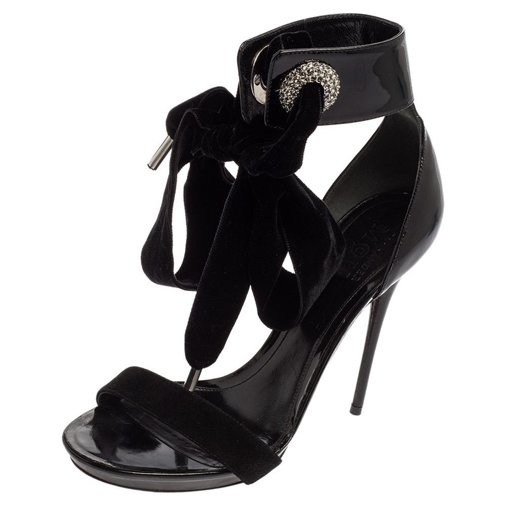 Alexander mcqueen black patent leather, suede and velvet bow ankle sandals size 38