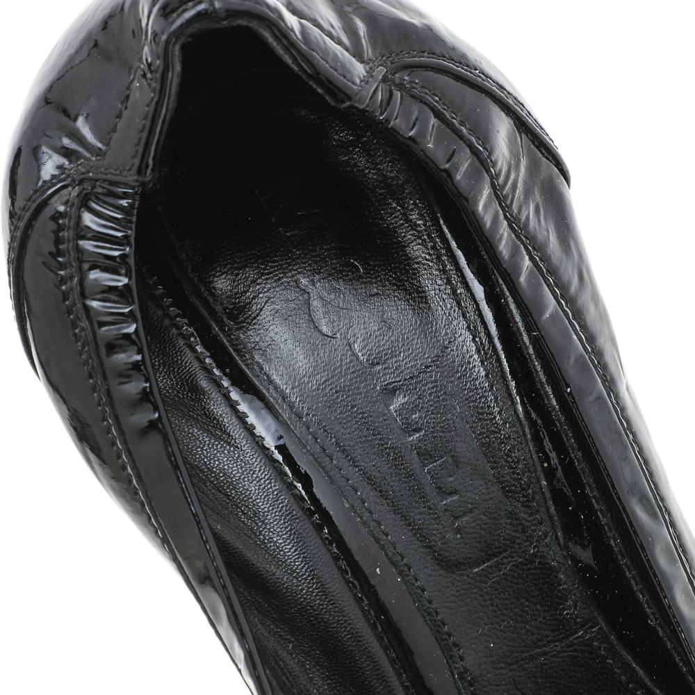Alexander McQueen Black Patent Leather Pumps Size 38