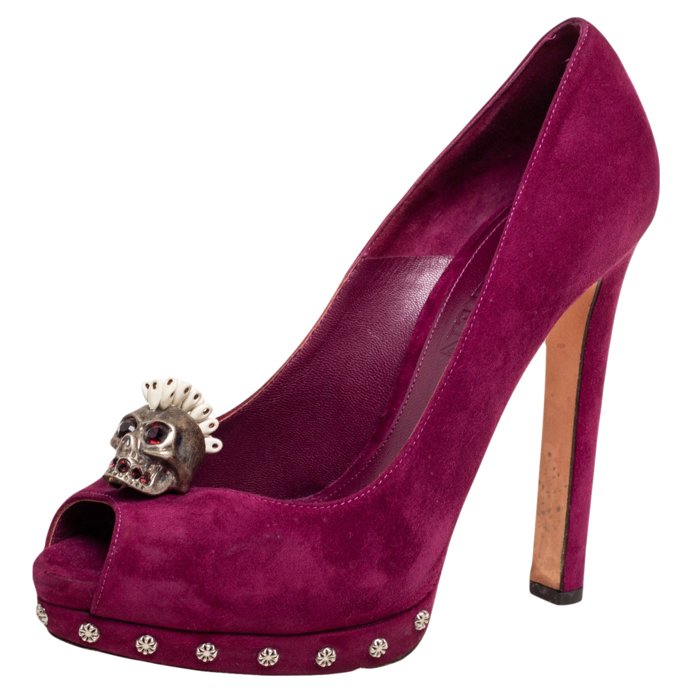 Alexander mcqueen purple suede embellished skull peep toe pumps size 38.5