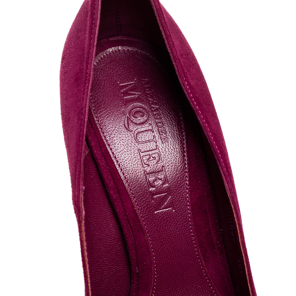 Alexander McQueen Purple Suede Embellished Skull Peep Toe Pumps Size 38.5