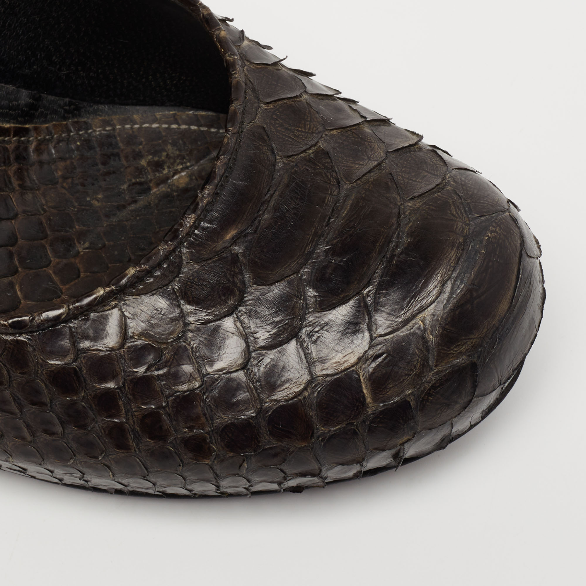 Alexander McQueen Dark Green Python Leather Round Toe Pumps Size 37.5
