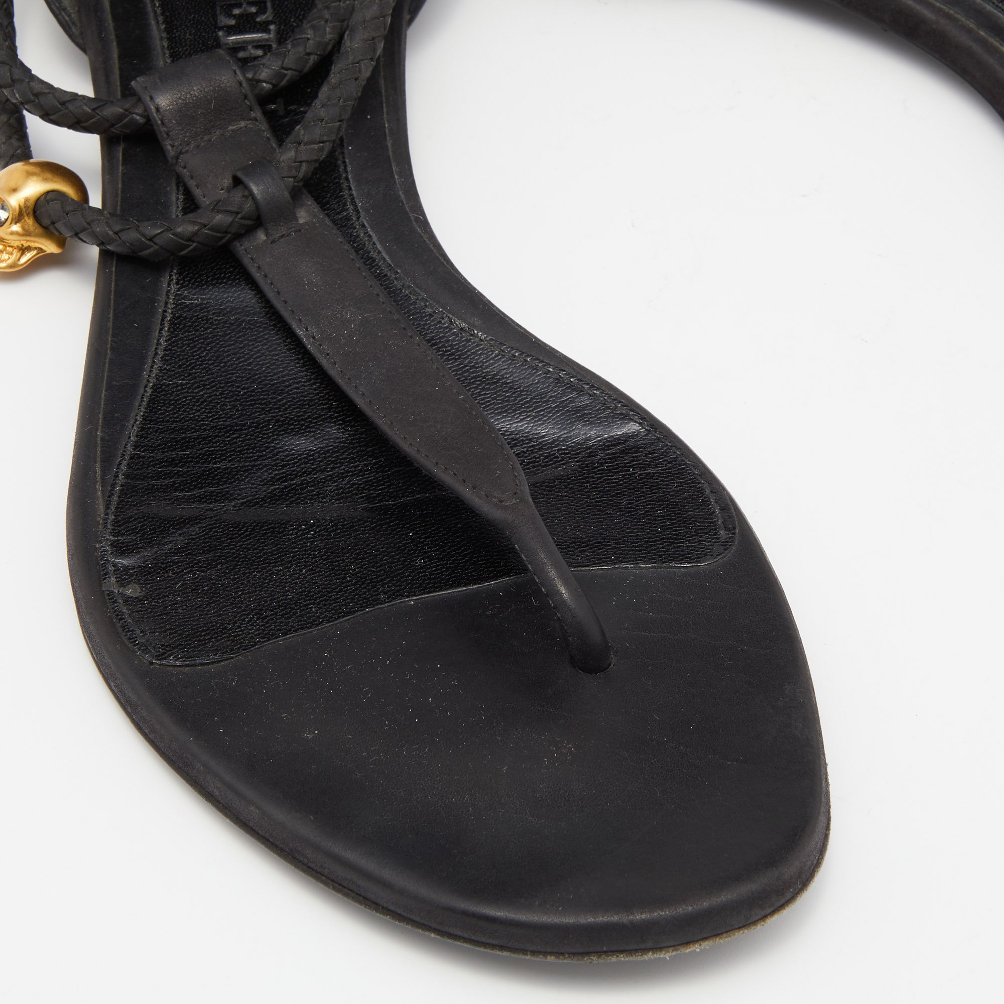 Alexander McQueen Black Leather Skull Embellished Thong Flat Sandals Size 39