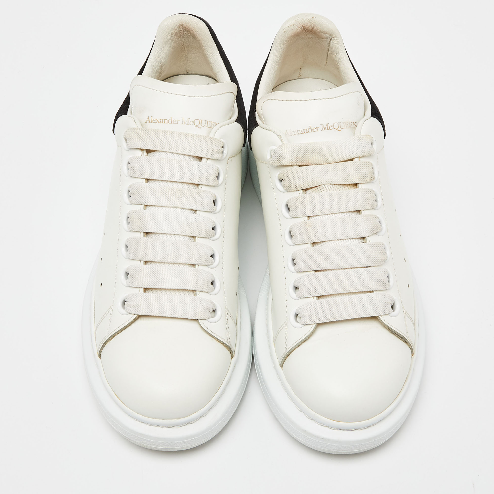 Alexander McQueen White/Black Leather And Suede Oversized Low Top Sneakers Size 36