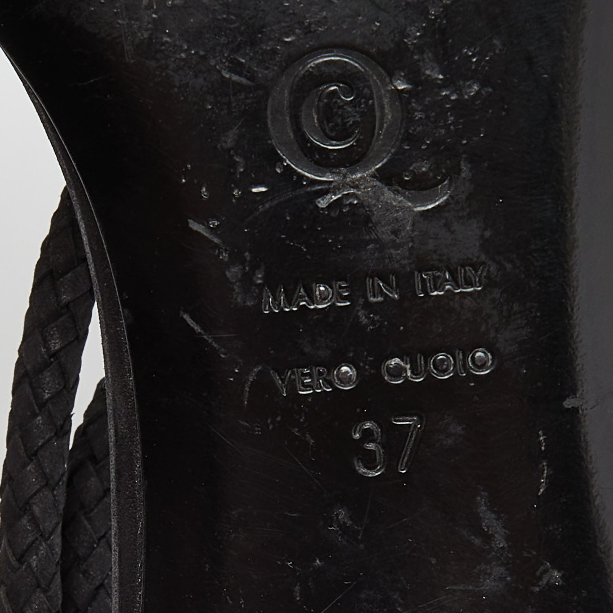Alexander McQueen Black Leather Skull Embellished Thong Flat Sandals Size 37