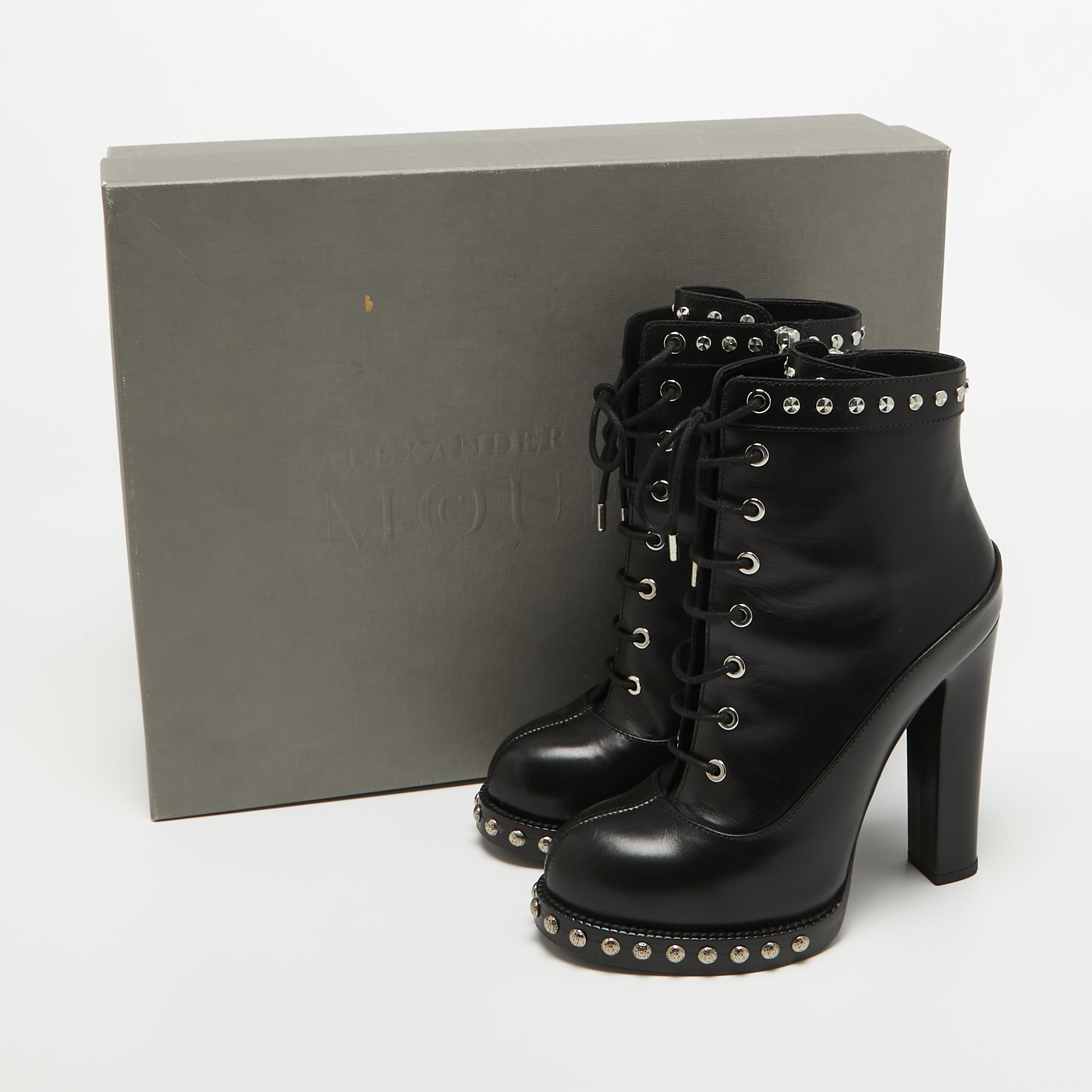 Alexander McQueen Black Leather Studded Lace Up Ankle Boots Size 37