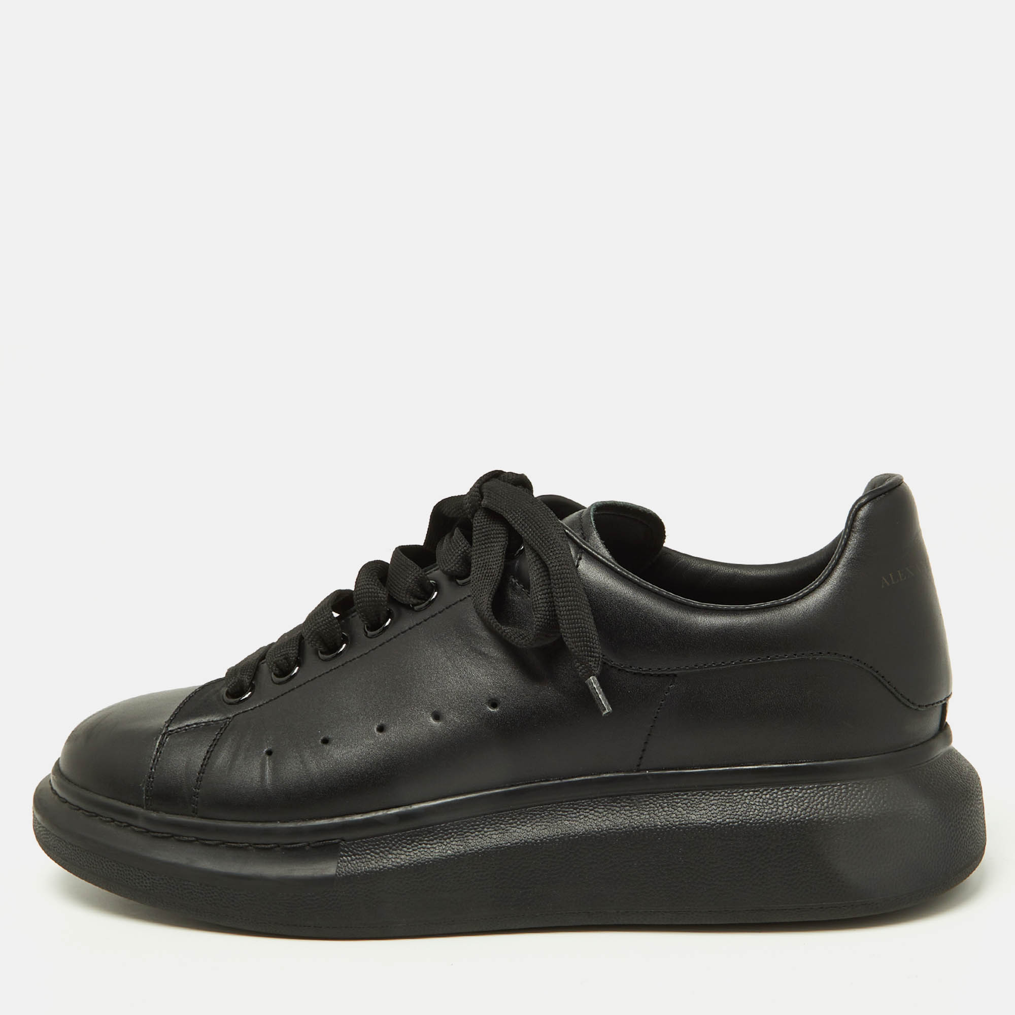 Alexander mcqueen black leather oversized low top sneakers size 44.5