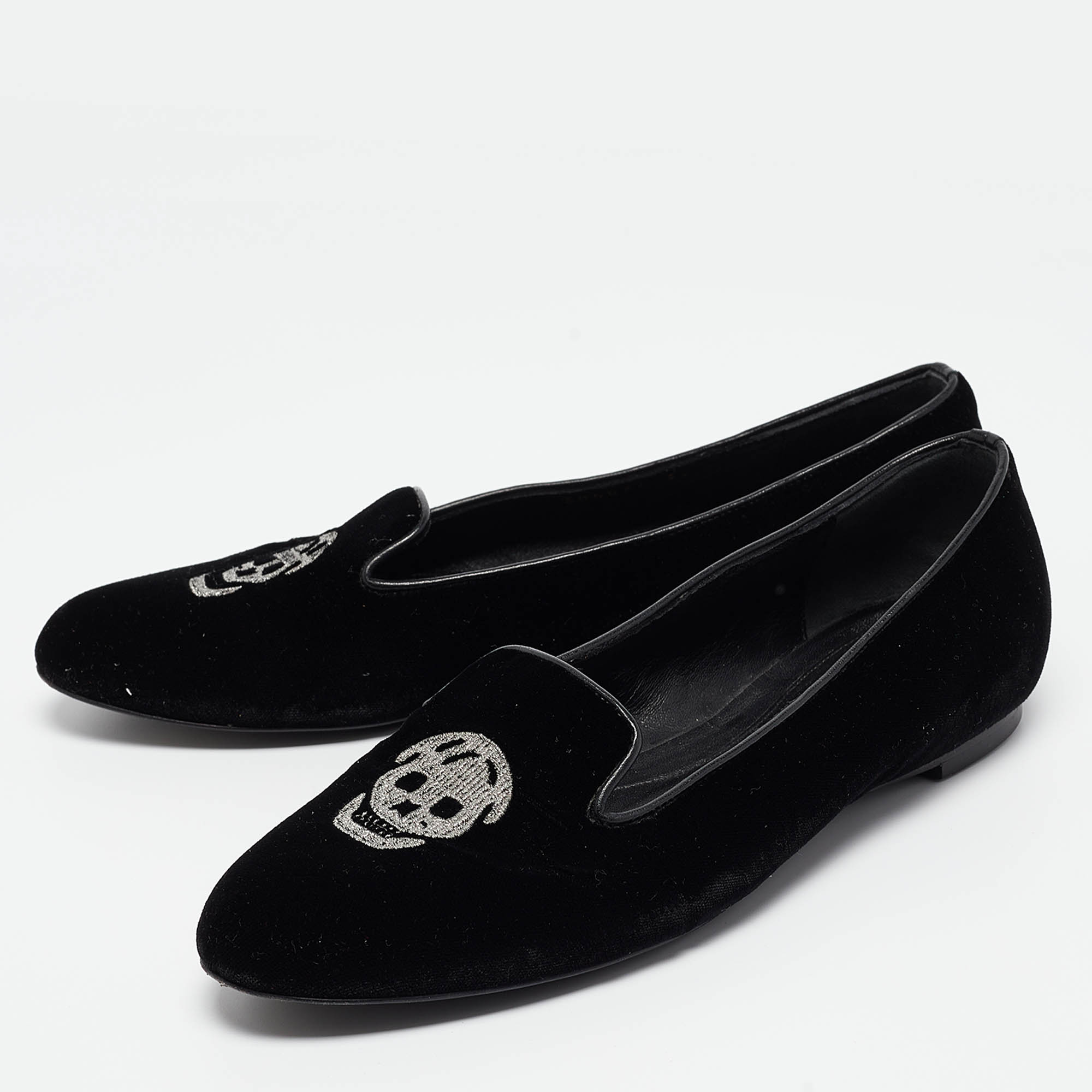 Alexander McQueen Black Velvet Skull Embroidered Smoking Slippers Size 36