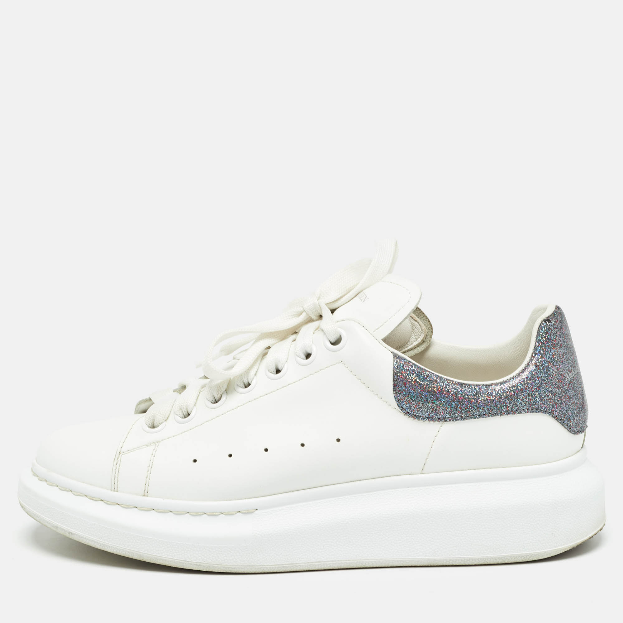 

Alexander McQueen White/Silver Glitter and Leather Oversized Sneakers Size