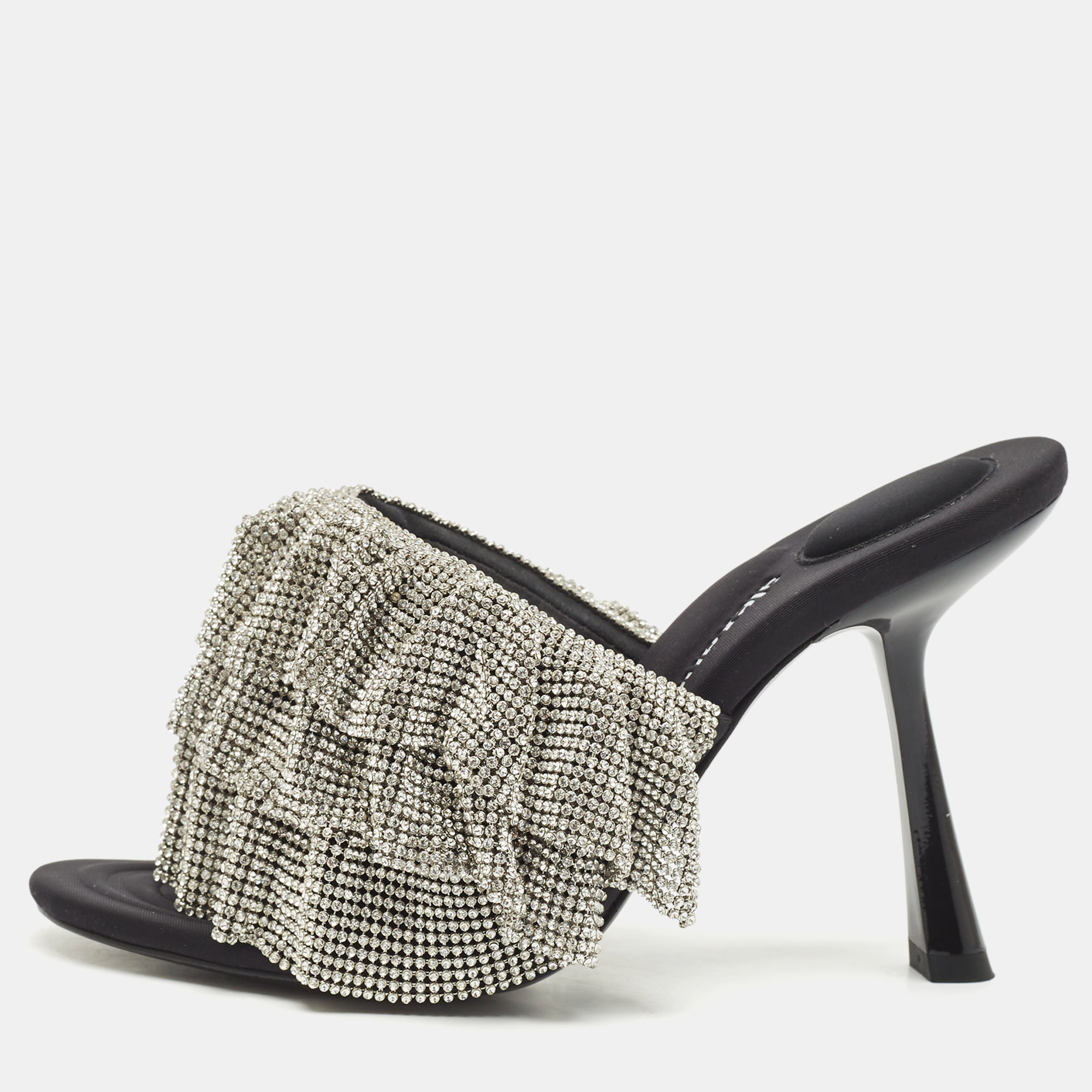 Alexander Wang Black Fabric Crystal Embellished Nala Slide Sandals Size
Alexander Wang Black Fabric Crystal Embellished Nala Slide Sandals Size