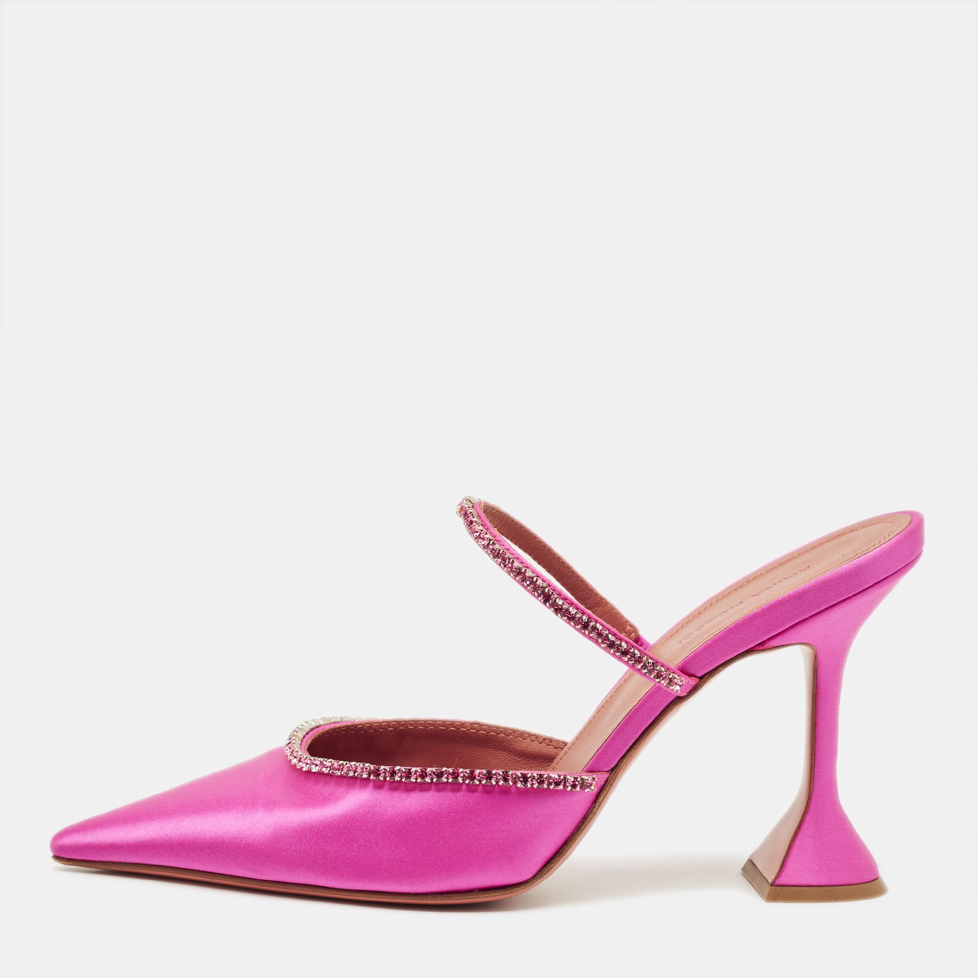 Amina Muaddi Pink Satin Gilda Slingback Pumps Size
Amina Muaddi Pink Satin Gilda Slingback Pumps Size