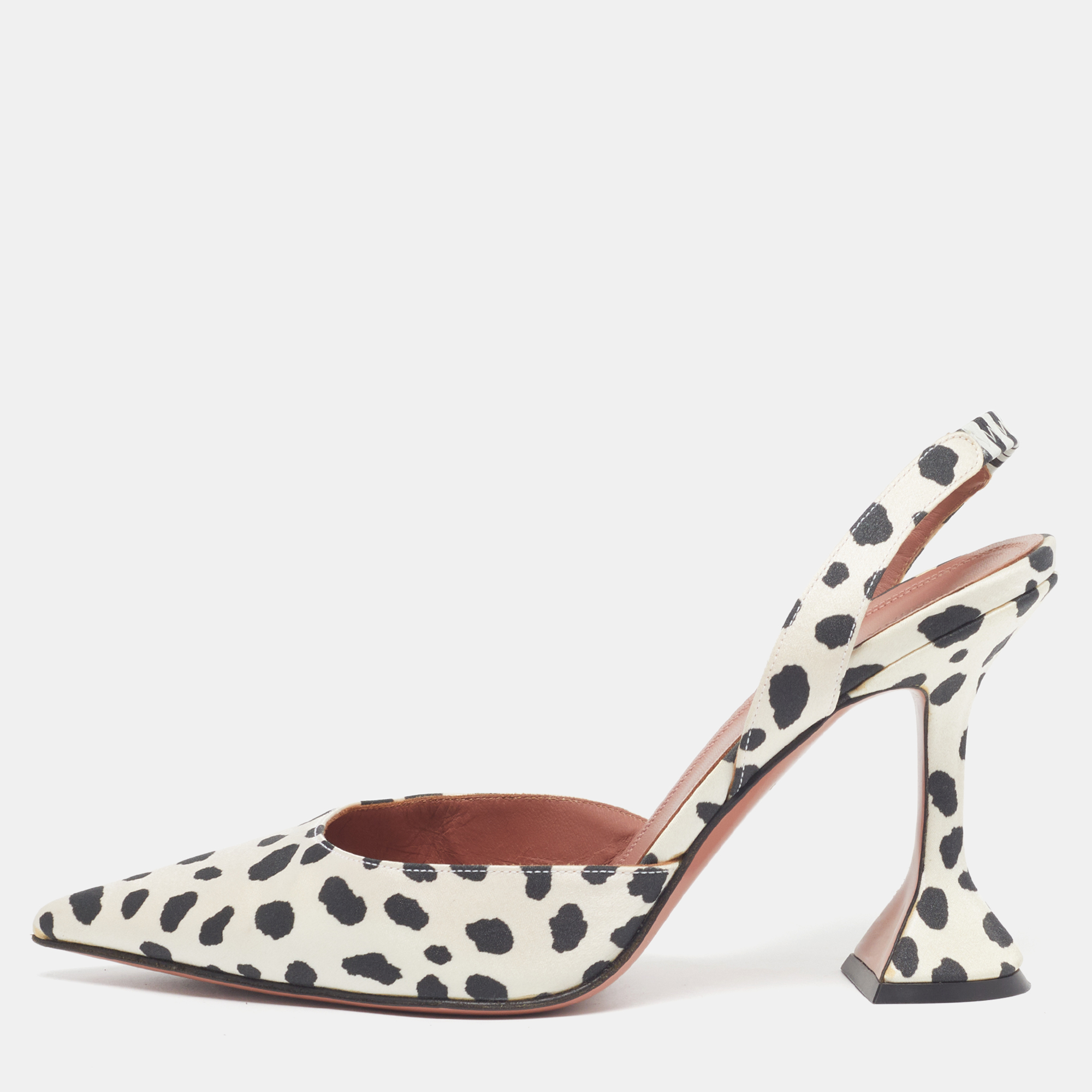 Amina Muaddi Begum Size White/Black Satin Slingback Pumps
Amina Muaddi Begum Size White/Black Satin Slingback Pumps